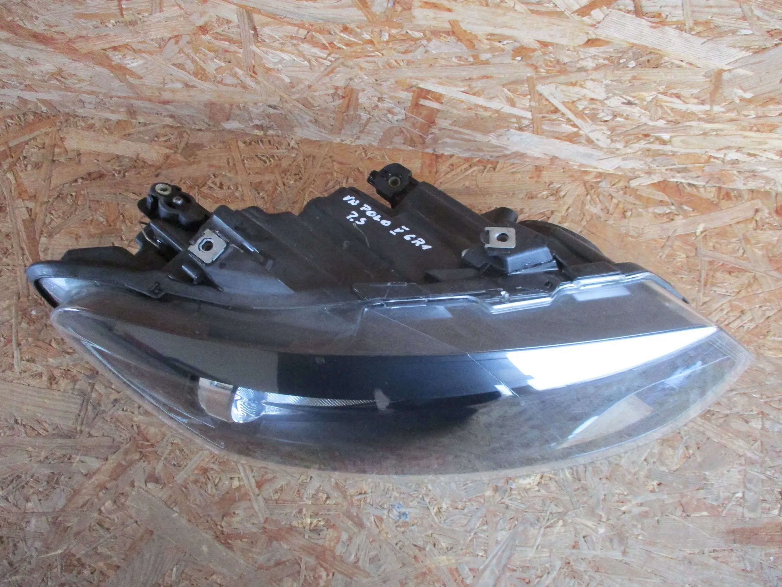 light front front right VW POLO V 6R1