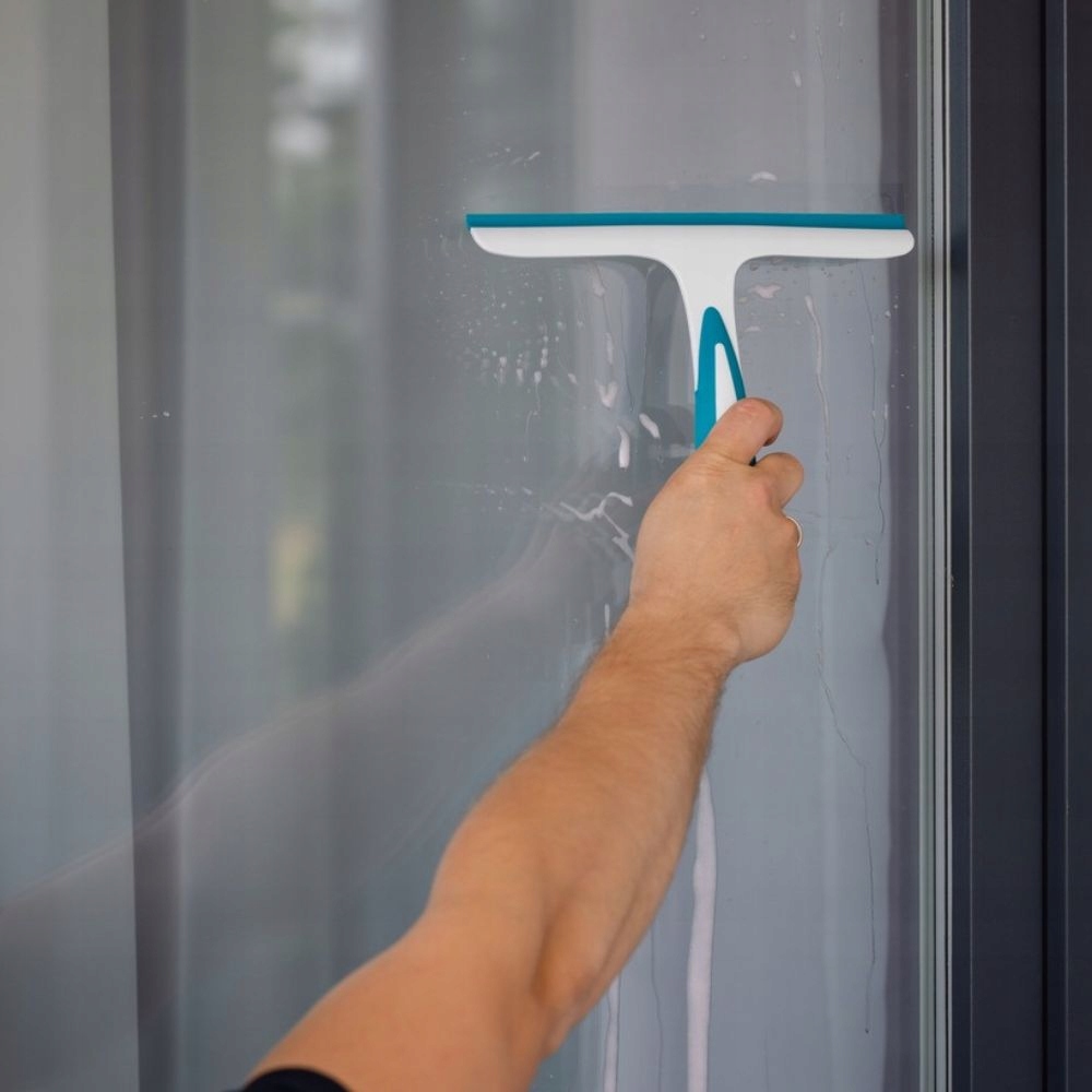 ŚCIĄGACZKA DO WODY Z SZYB DO OKIEN KABIN LUSTER PRYSZNICA PODŁOGI WANNY Waga produktu z opakowaniem jednostkowym 0.2 kg