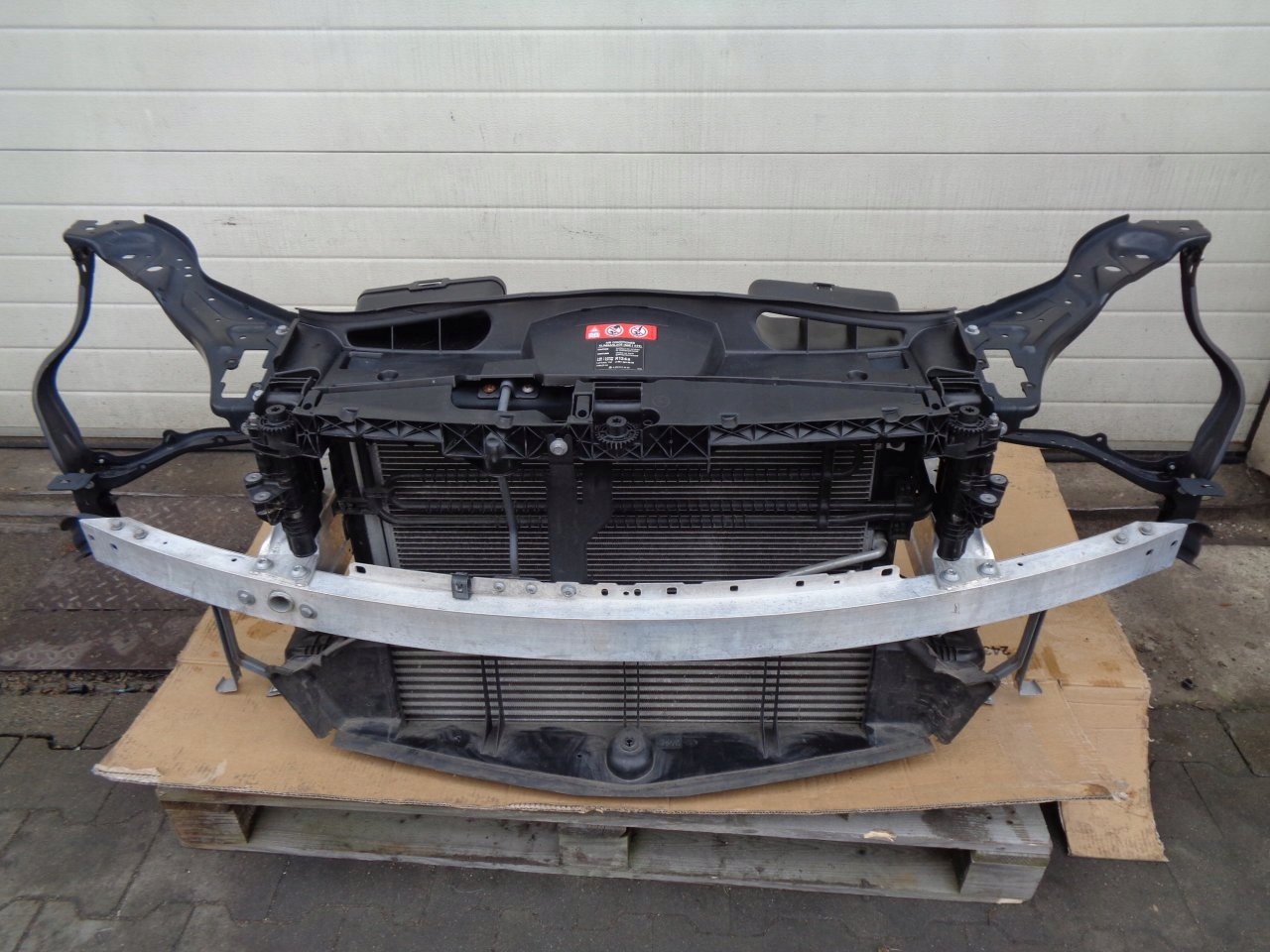 MERCEDES E W212 LIFT WZMOCNIENIE 200 220 2.2 CDI