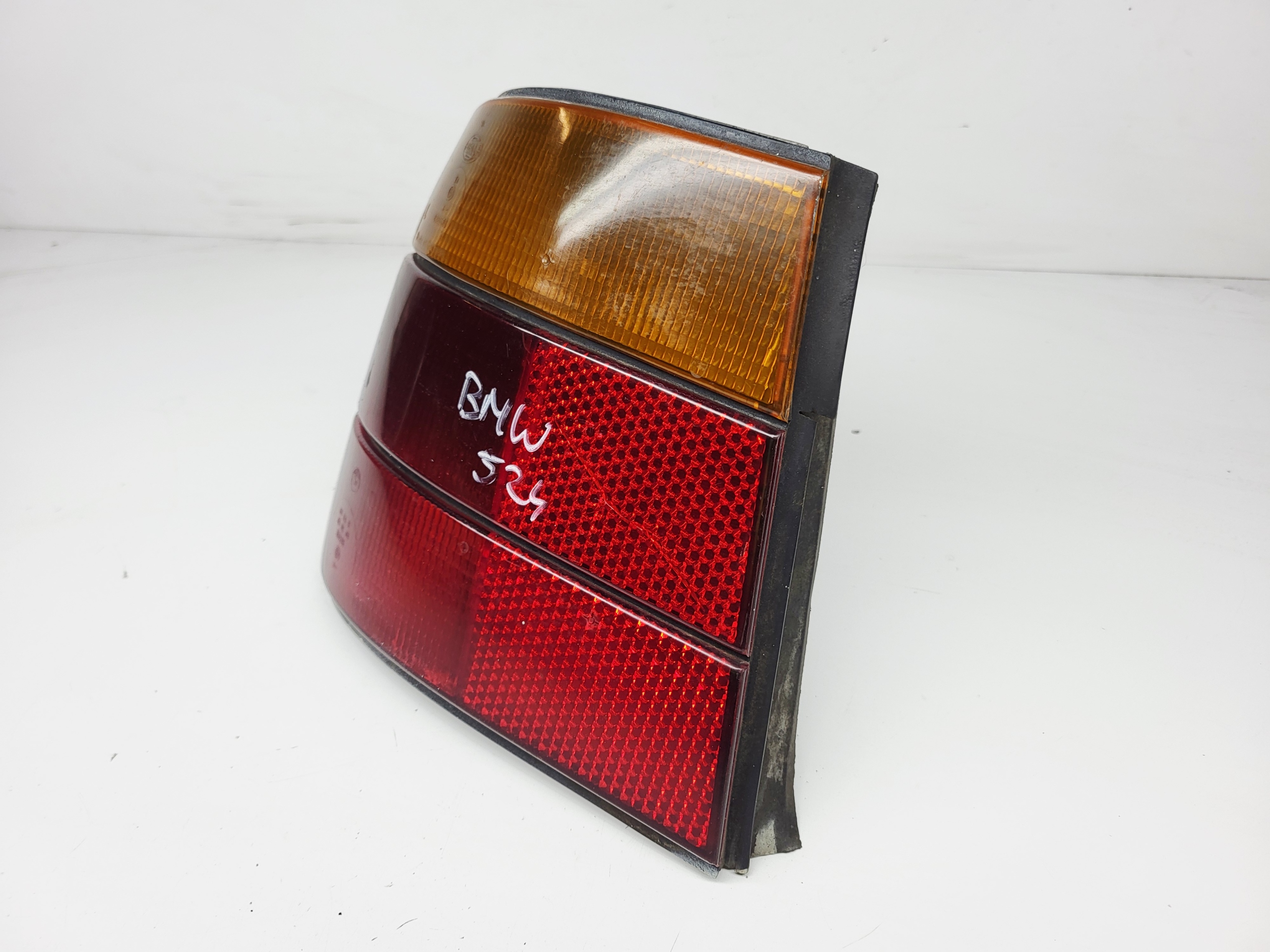 light left rear left rear part BMW 5 e34 1384009L europa