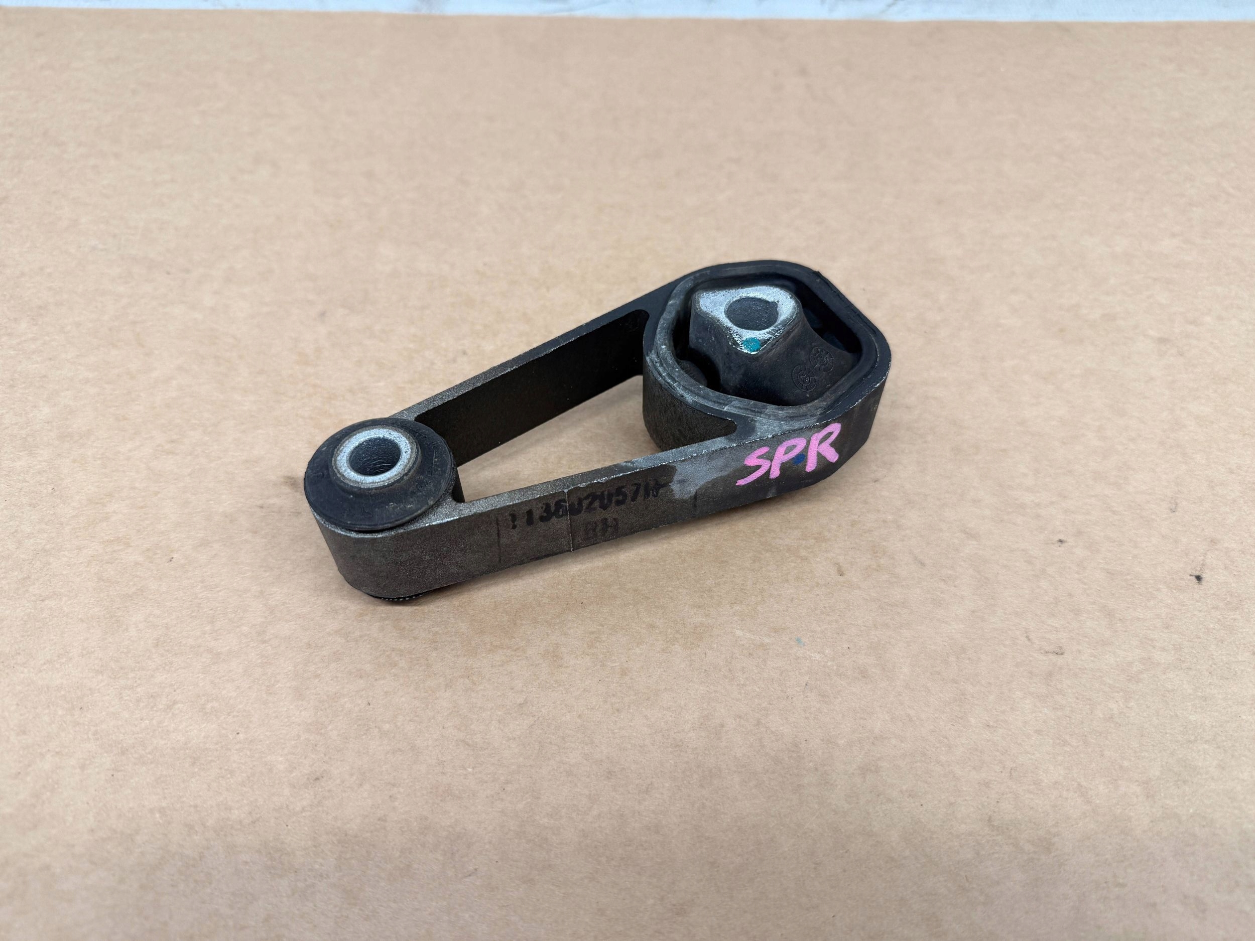 Dacia Spring supporto lizak Motore