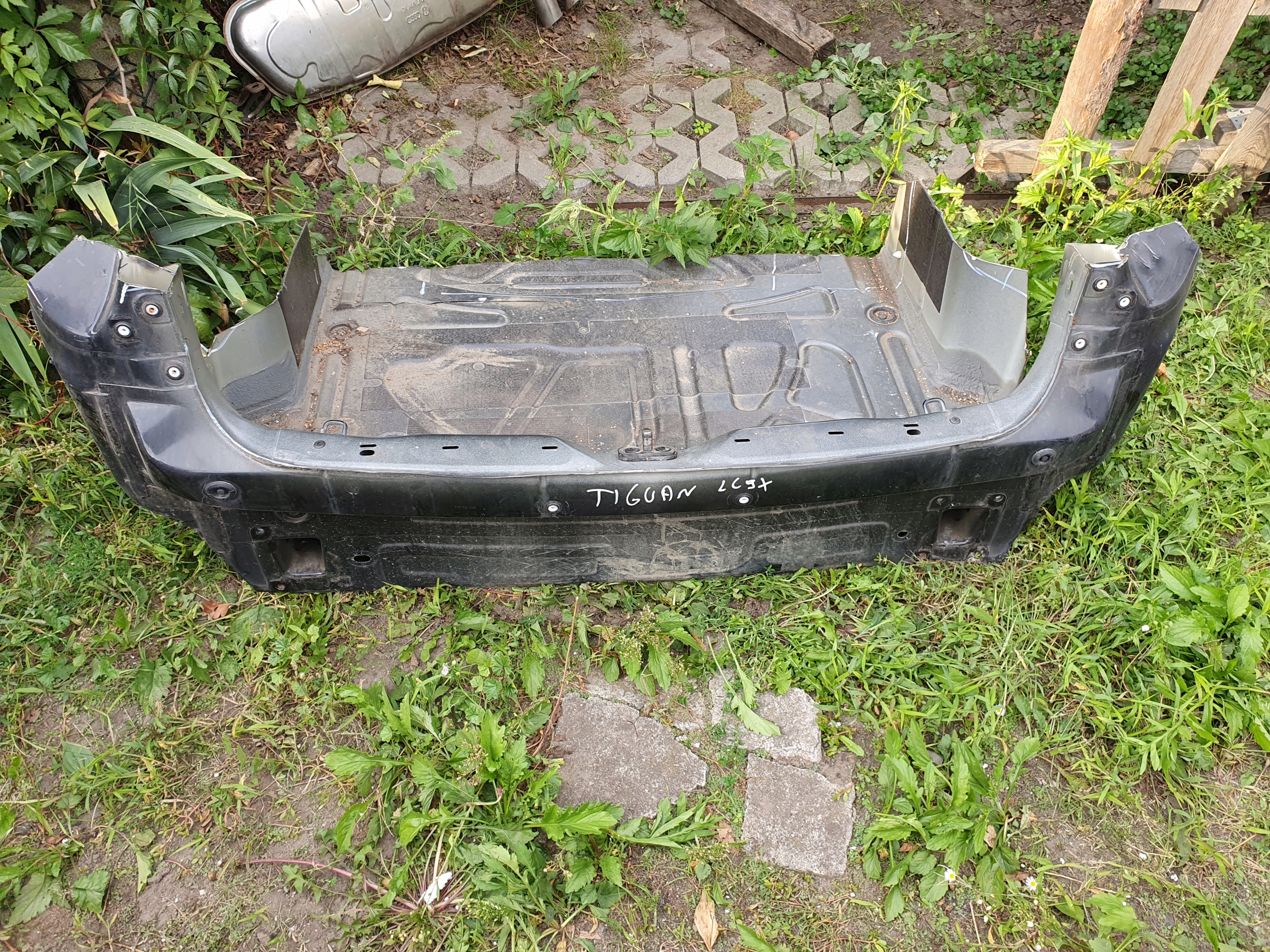 Ремень ванна сзади Tiguan