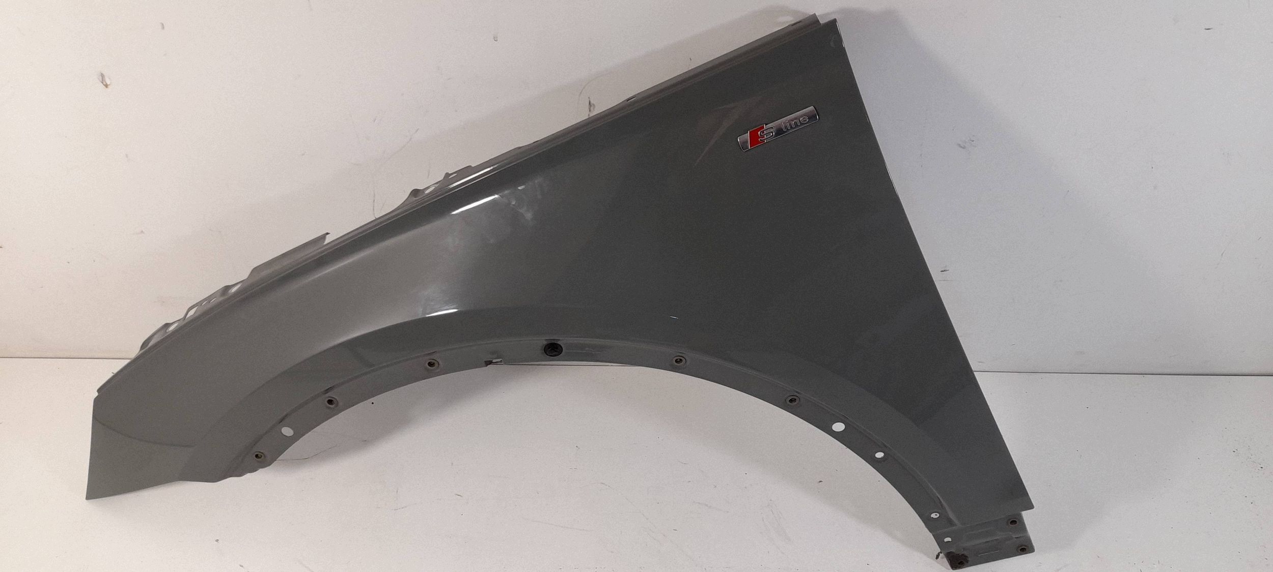Audi Q5 SQ5 FY 80A fender front left (QD37)