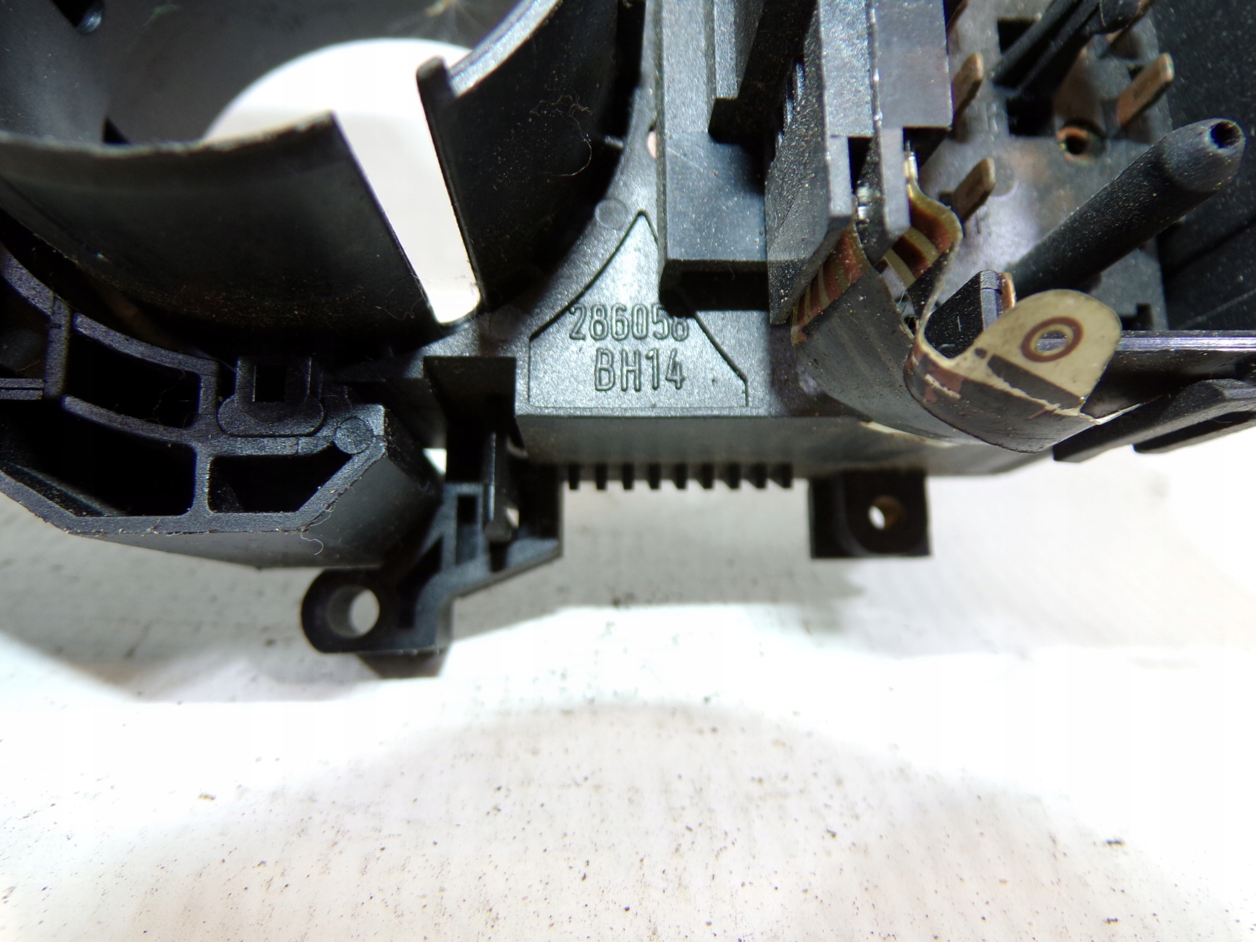 DEVIO LUCI TERGICRISTALLO TERGI AUDI VW SEAT SKODA 286058 BH14