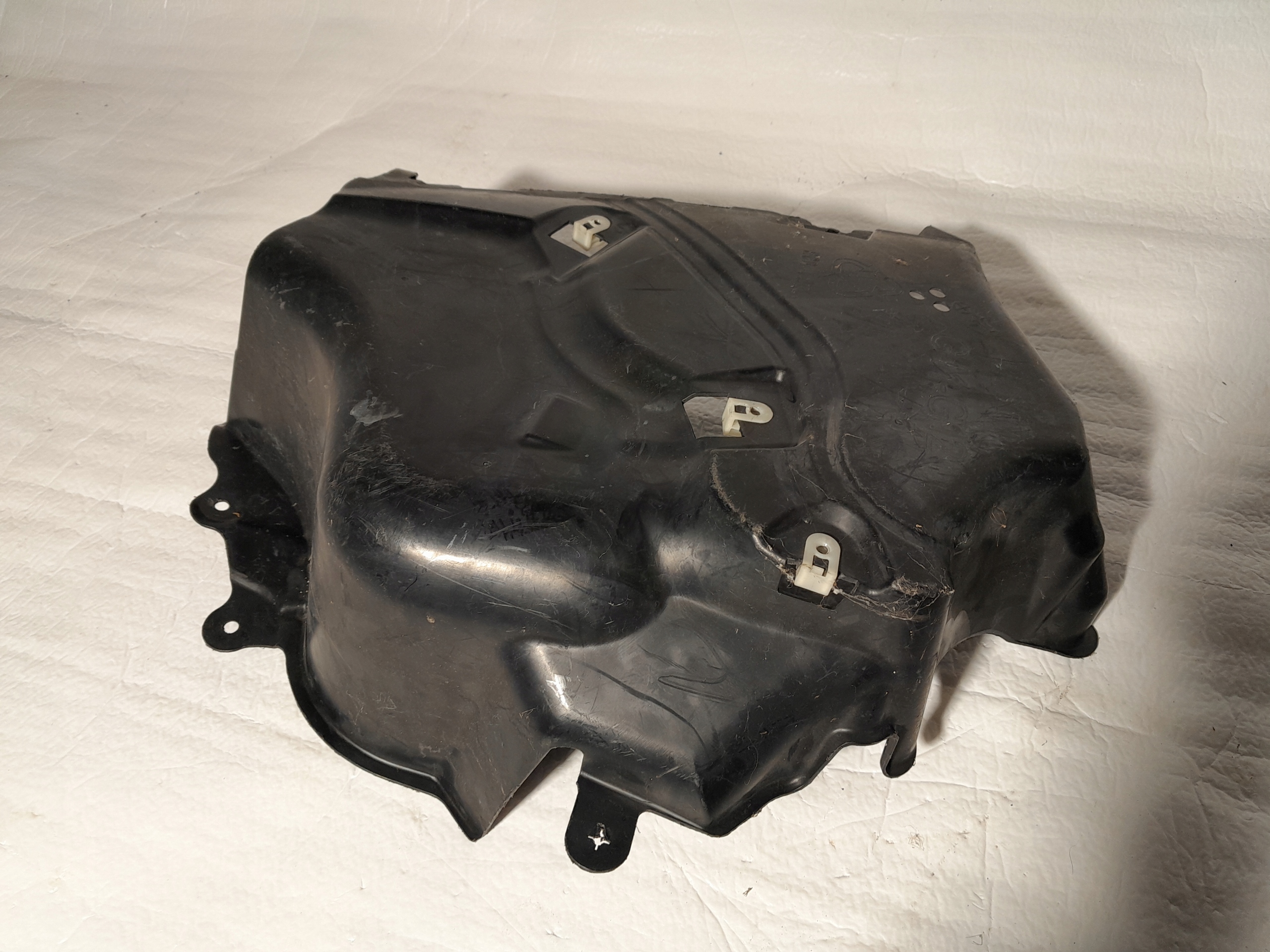 BMW 7' G11 G12 cover chassis 7351646