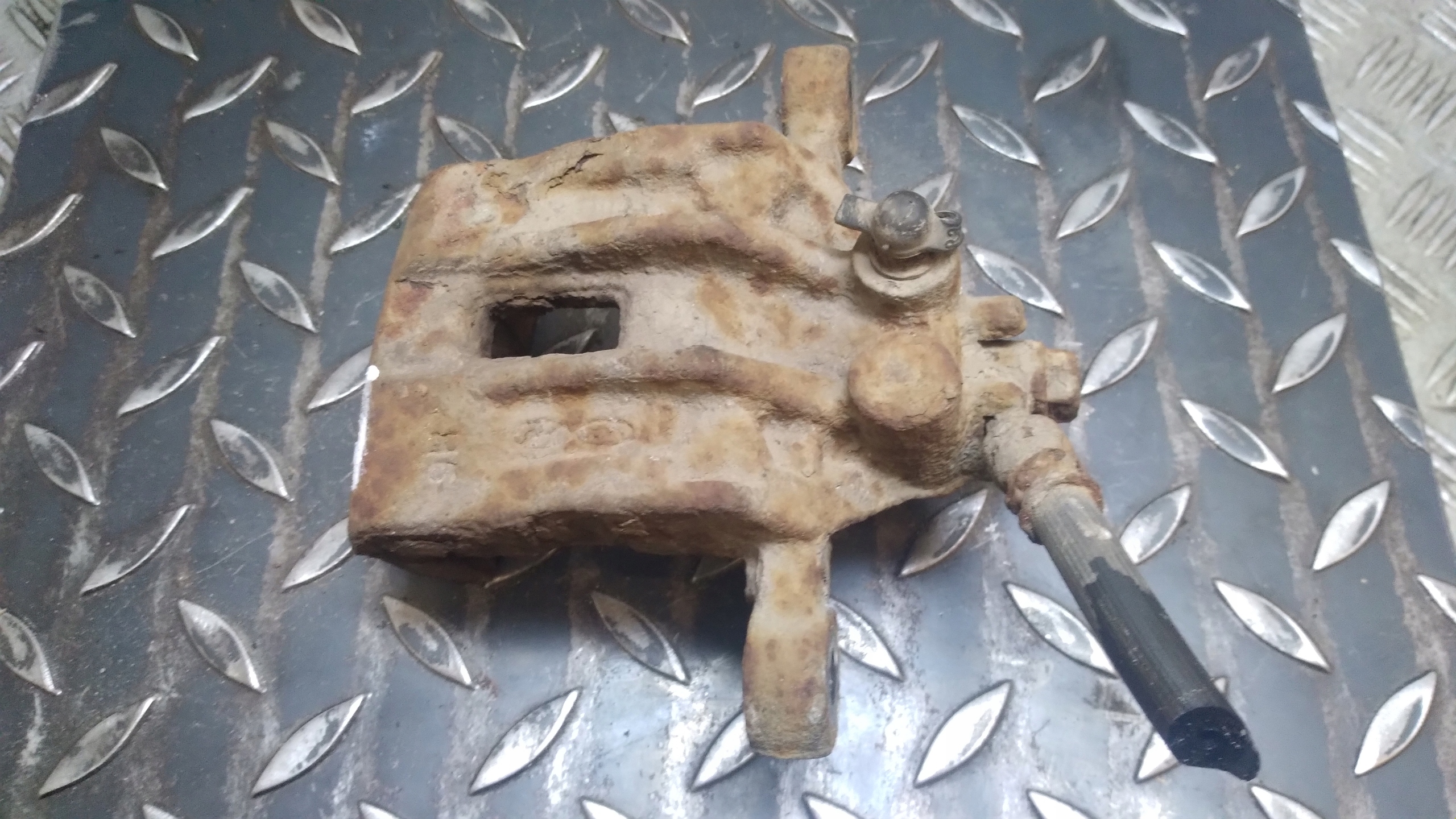 caliper brake left rear part rear KIA CEED