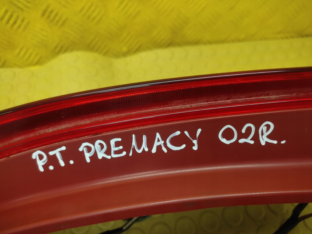 MAZDA PREMACY light right rear part