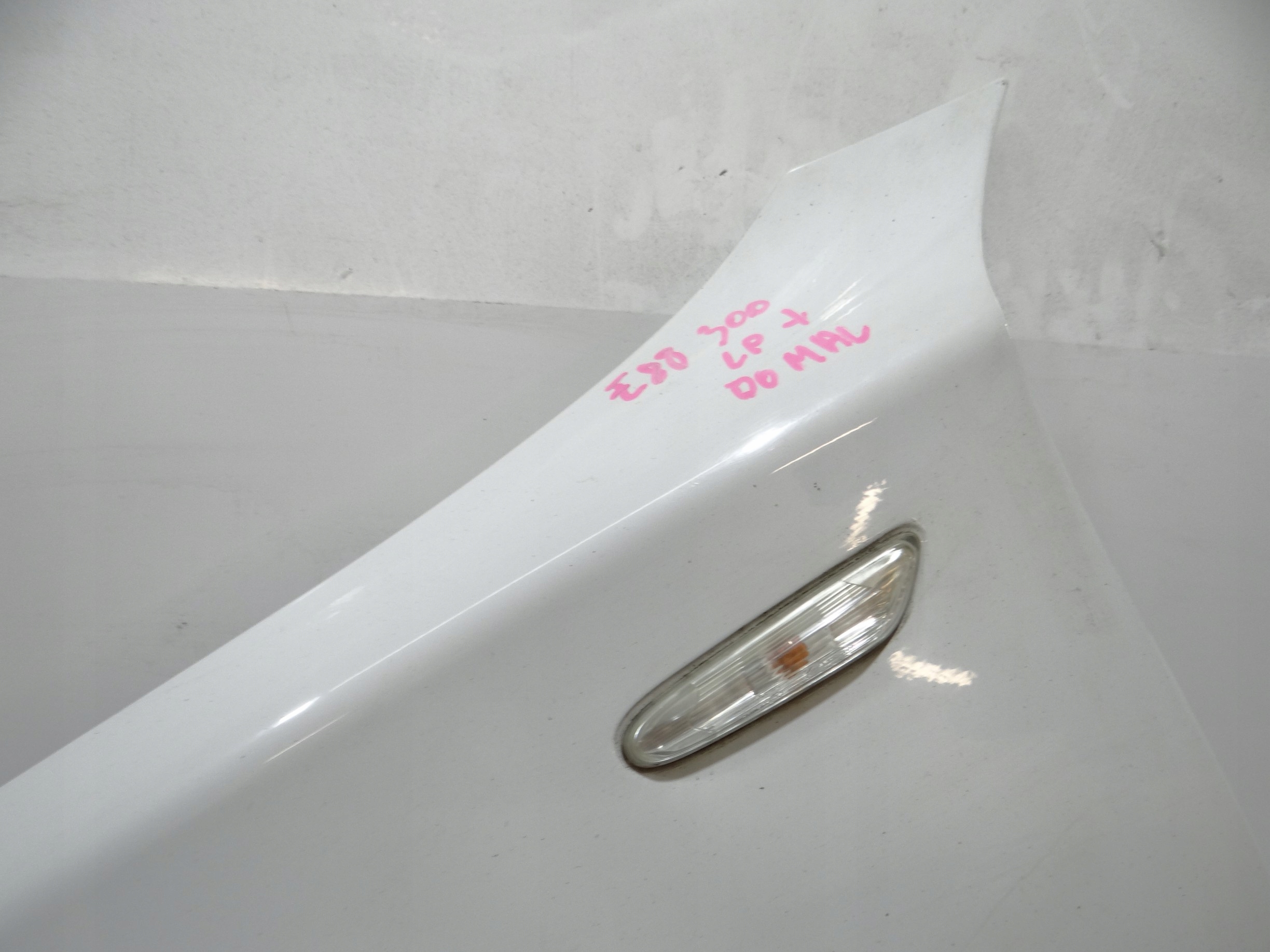 parafango sinistra Anteriore BMW E88 300