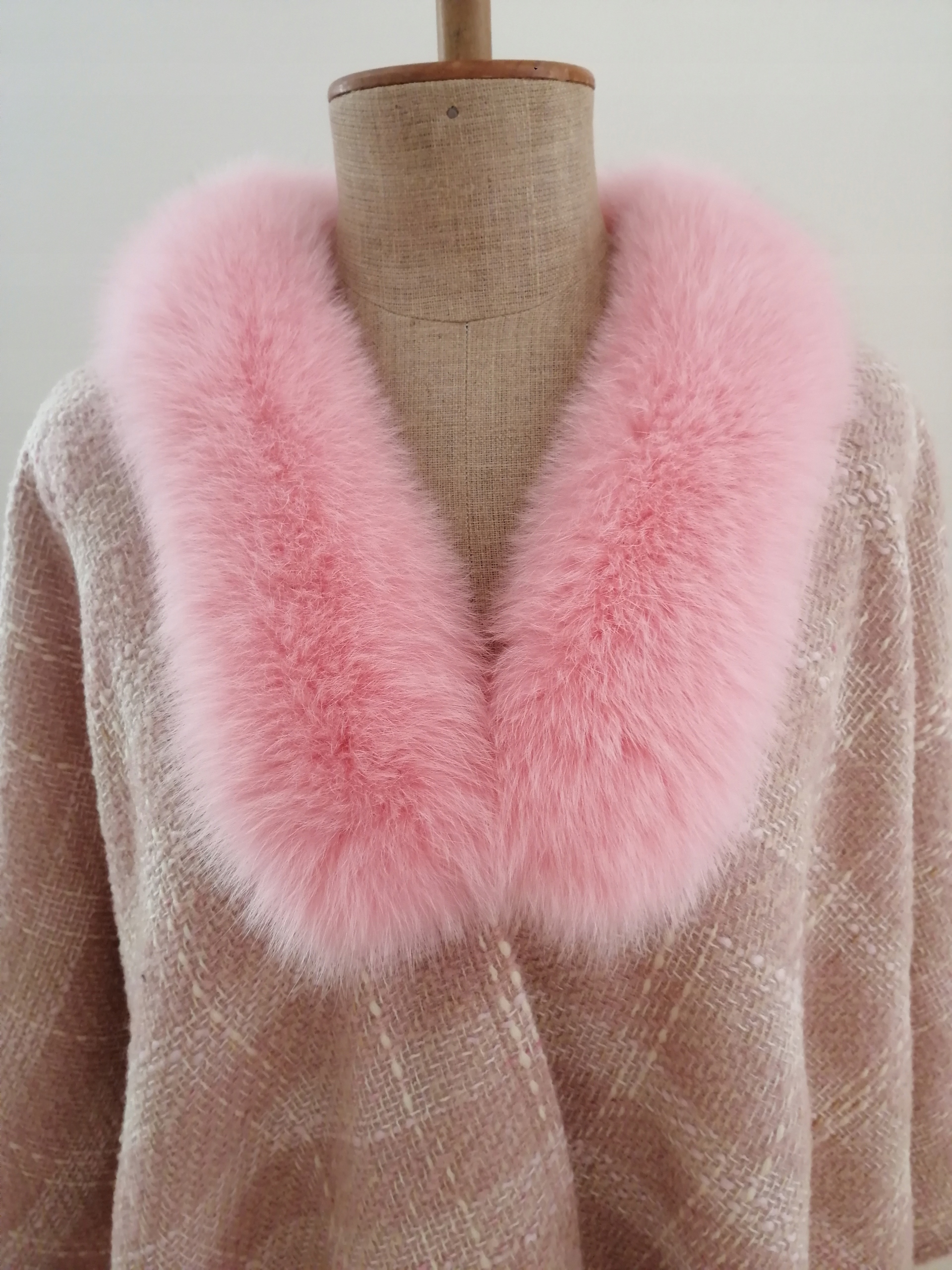 Peleryna ponczo z futrem lisa