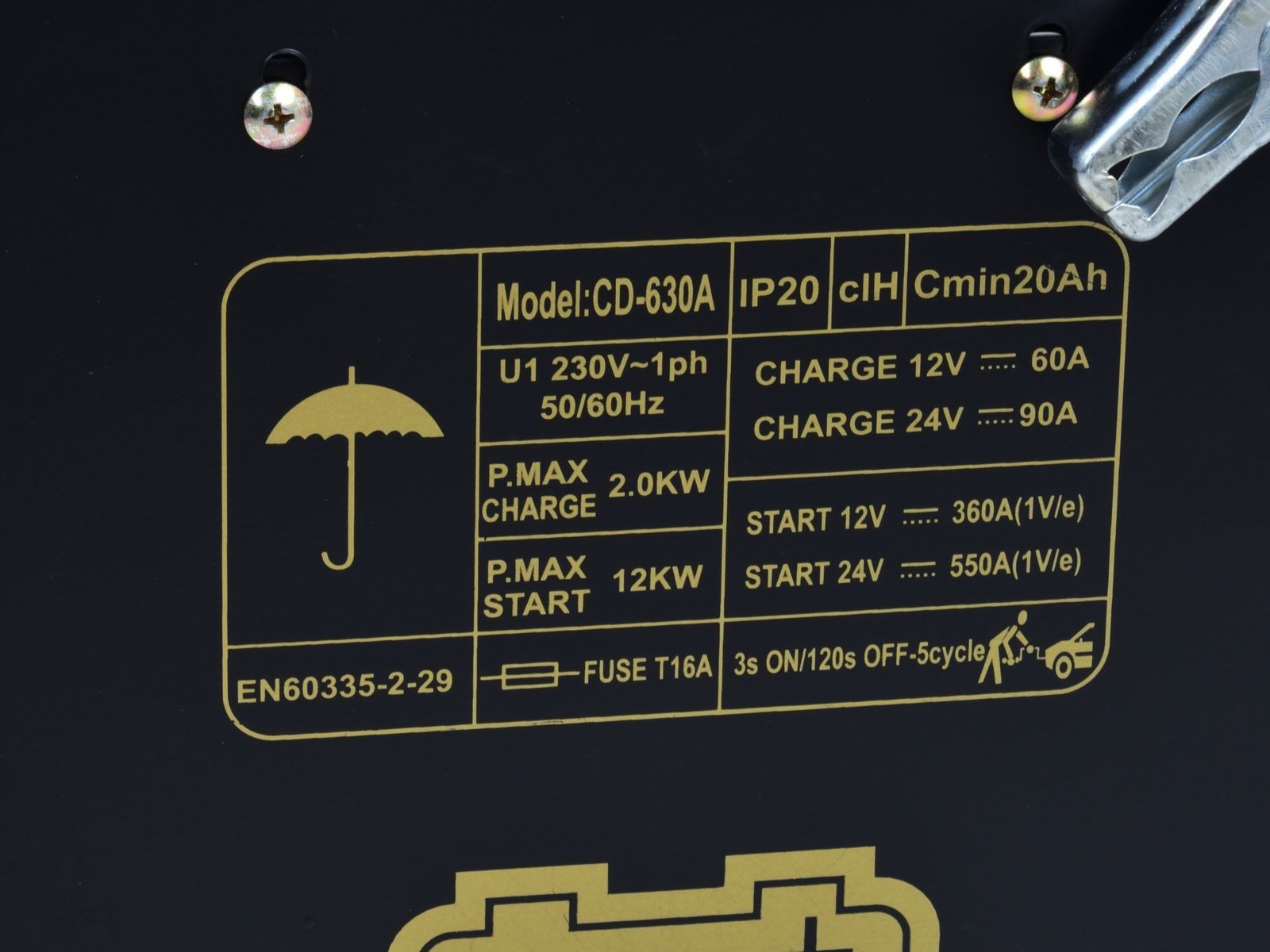 PROSTOWNIK Z ROZRUCHEM 12/24V CLASS-630 Marka Geko