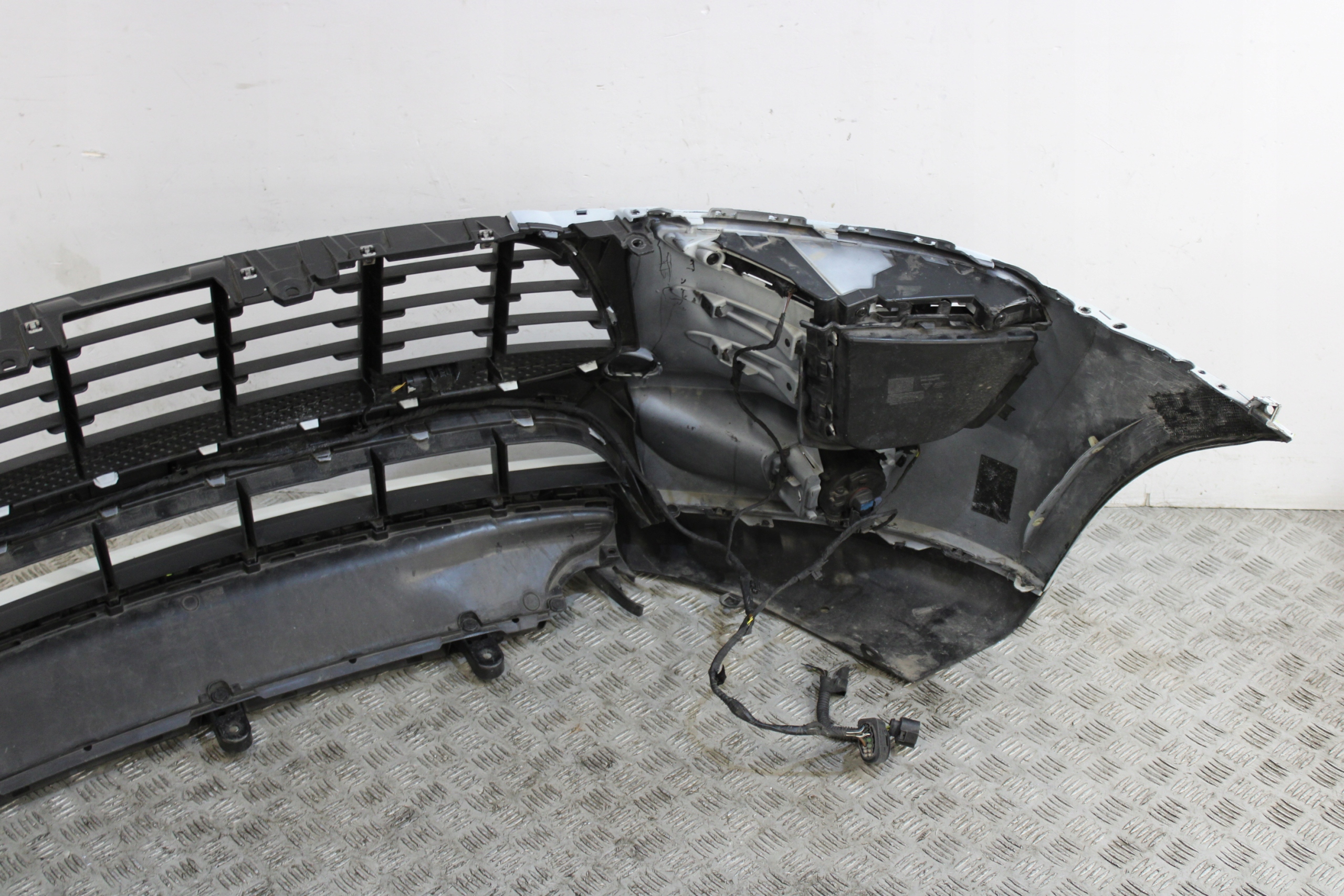 nárazník předek přední PORSCHE MACAN 95B