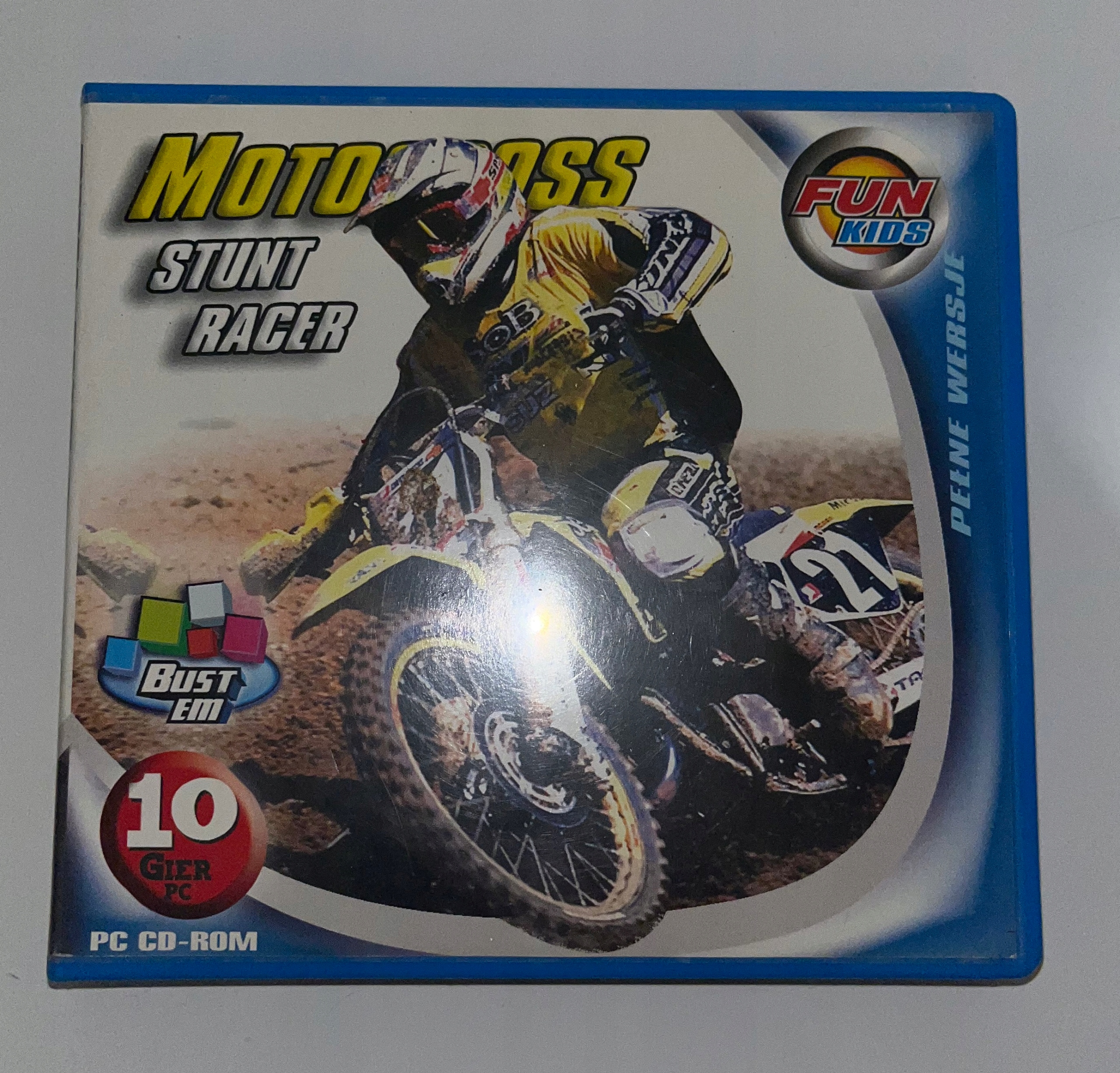 MOTOCROSS STUNT RACER + POLOWANIE NA INDYKI Rodzaj wydania Podstawa