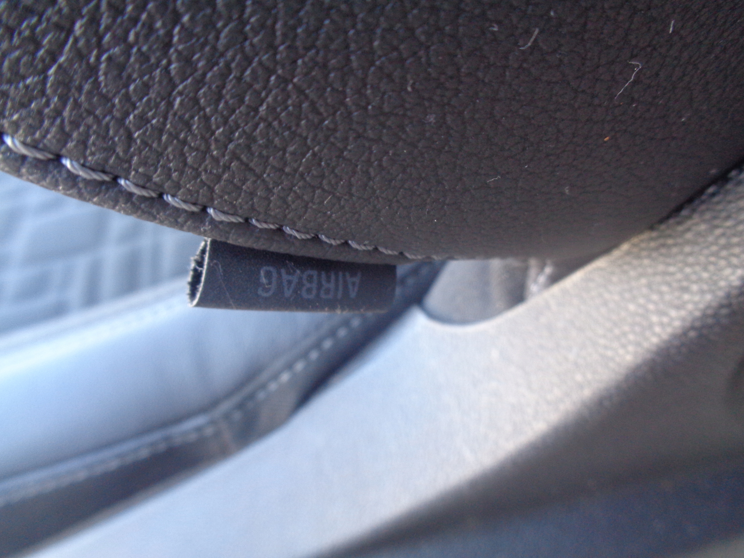 opel CORSA e 5D кресла