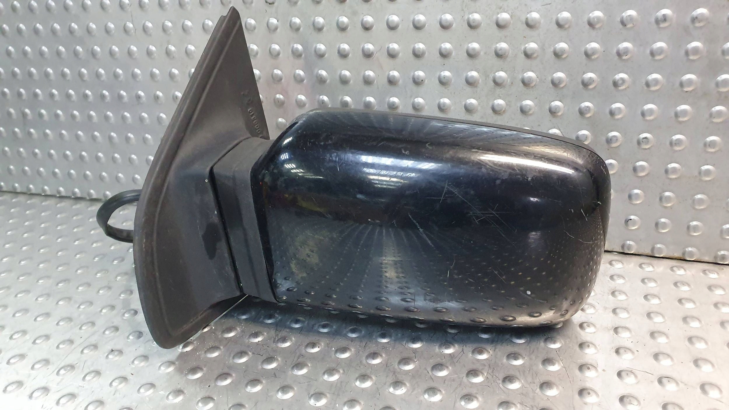 mirror left FORD SIERRA 5 PIN 82