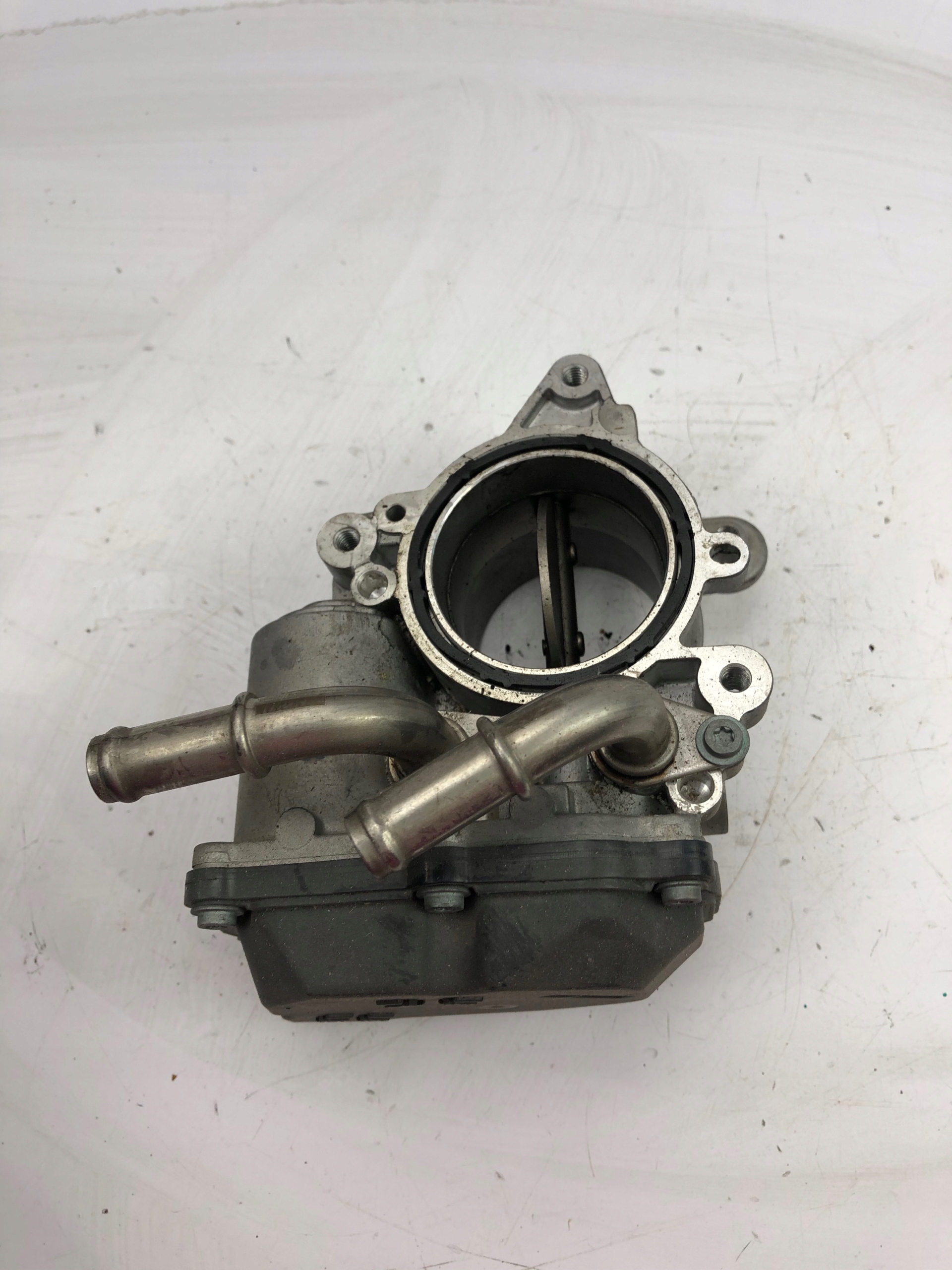 VW AUDI SKODA ВОЗДУШНЫЙ ДЕМПФЕР 04L128063N