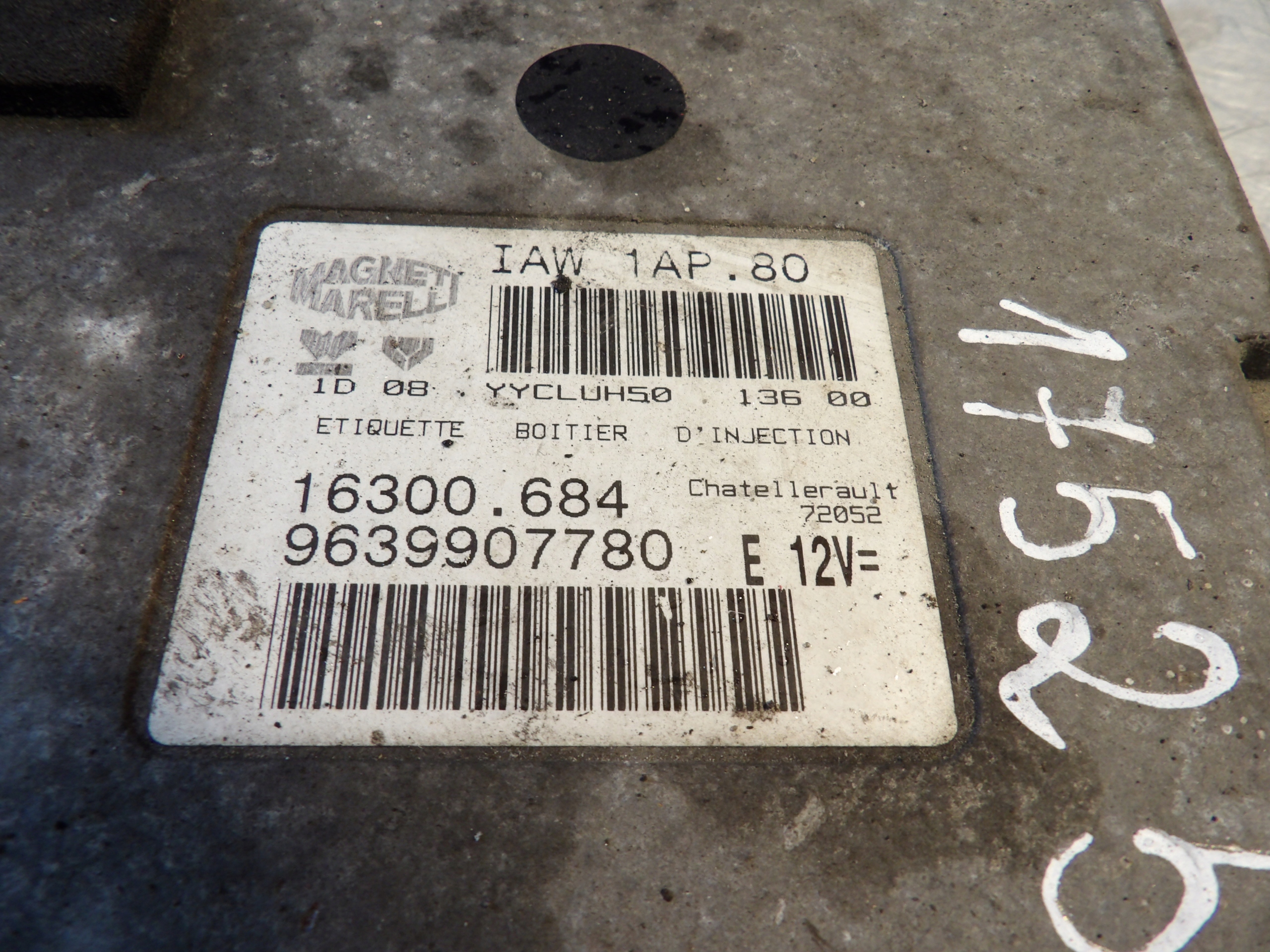 Peugeot 206 computer, control unit 9639907780 16300J.684 IAW.80