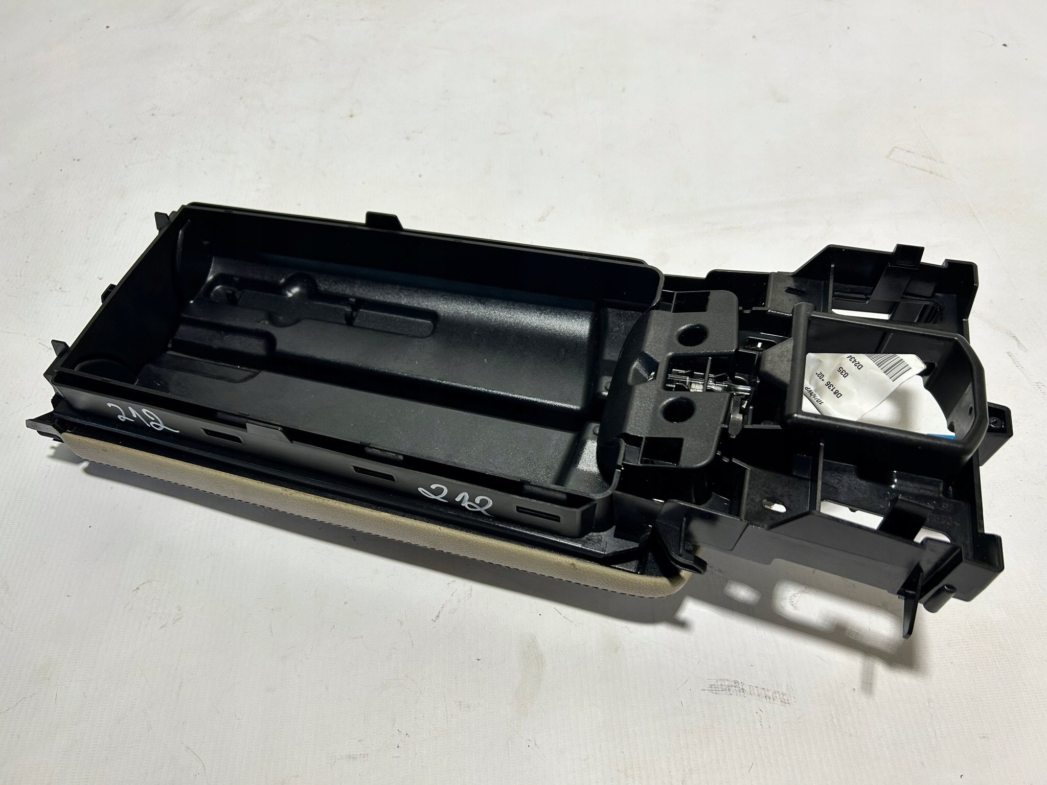 armrest MERCEDES W212 TUNEL central