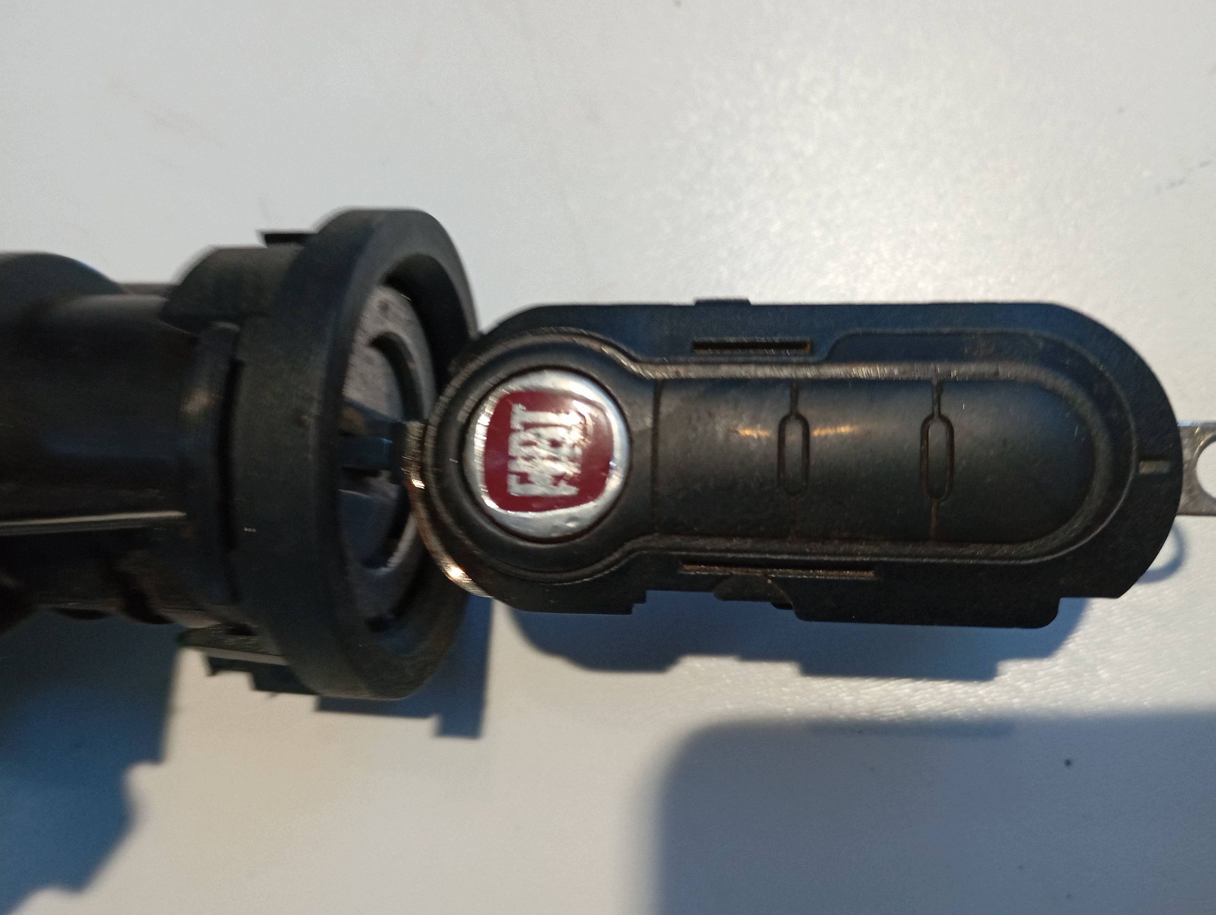 allumage clé FIAT DOBLO 00519285260