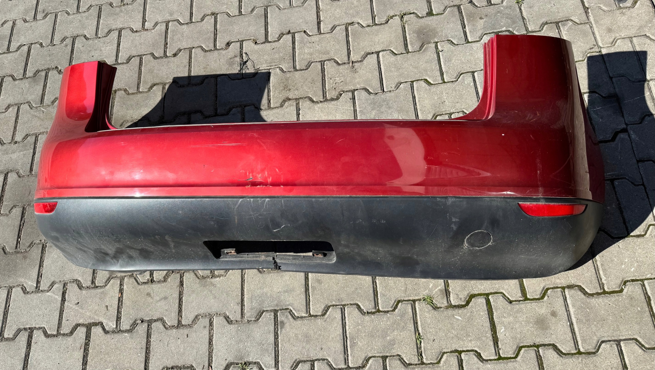 VW GOLF V PLUS lökhárító far hátsó BORDOWY ORYG POD HAK