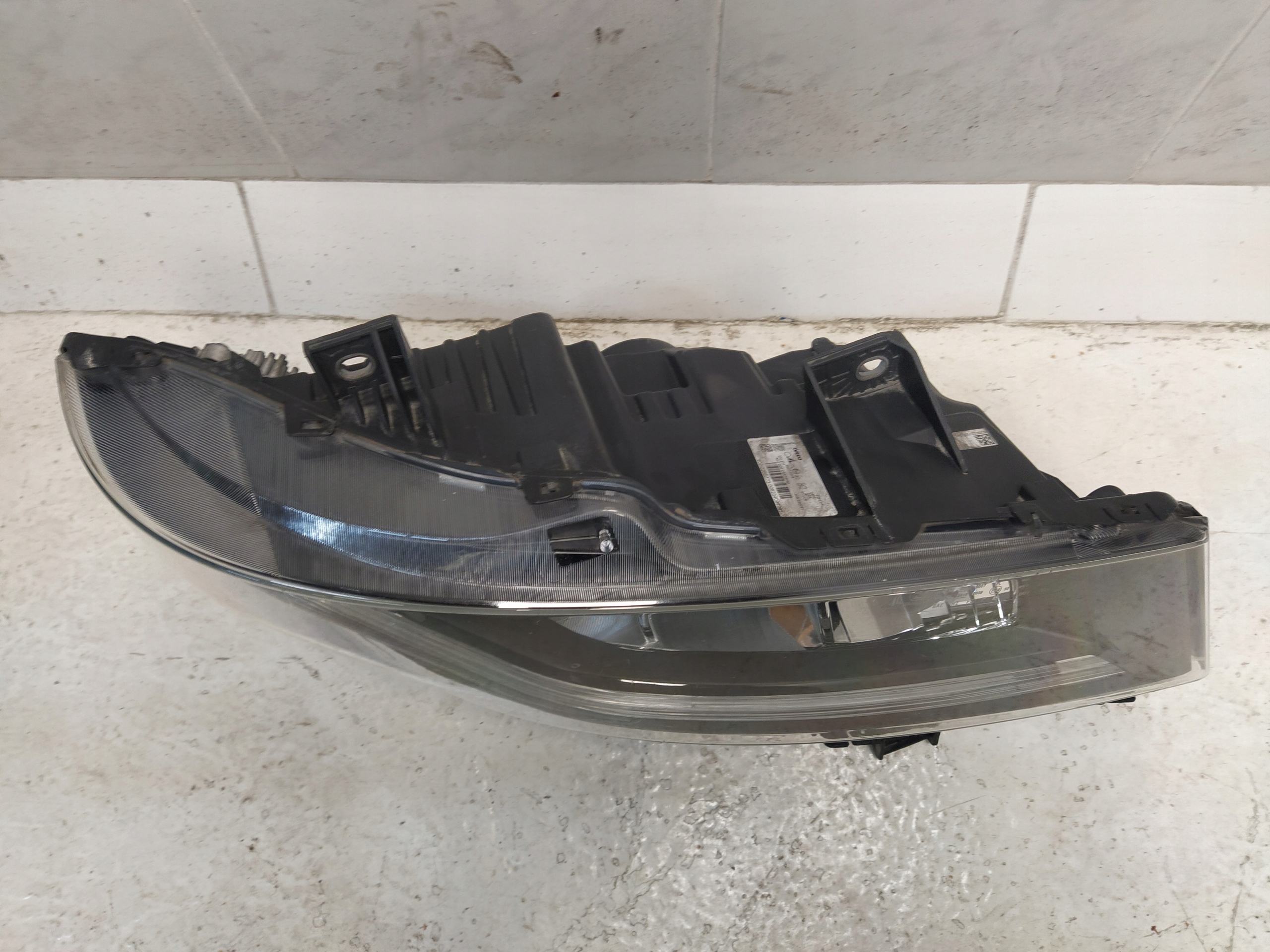 IVECO STRALIS S-WAY 19- REFLEKTOR light FULL LED left right complete ORG