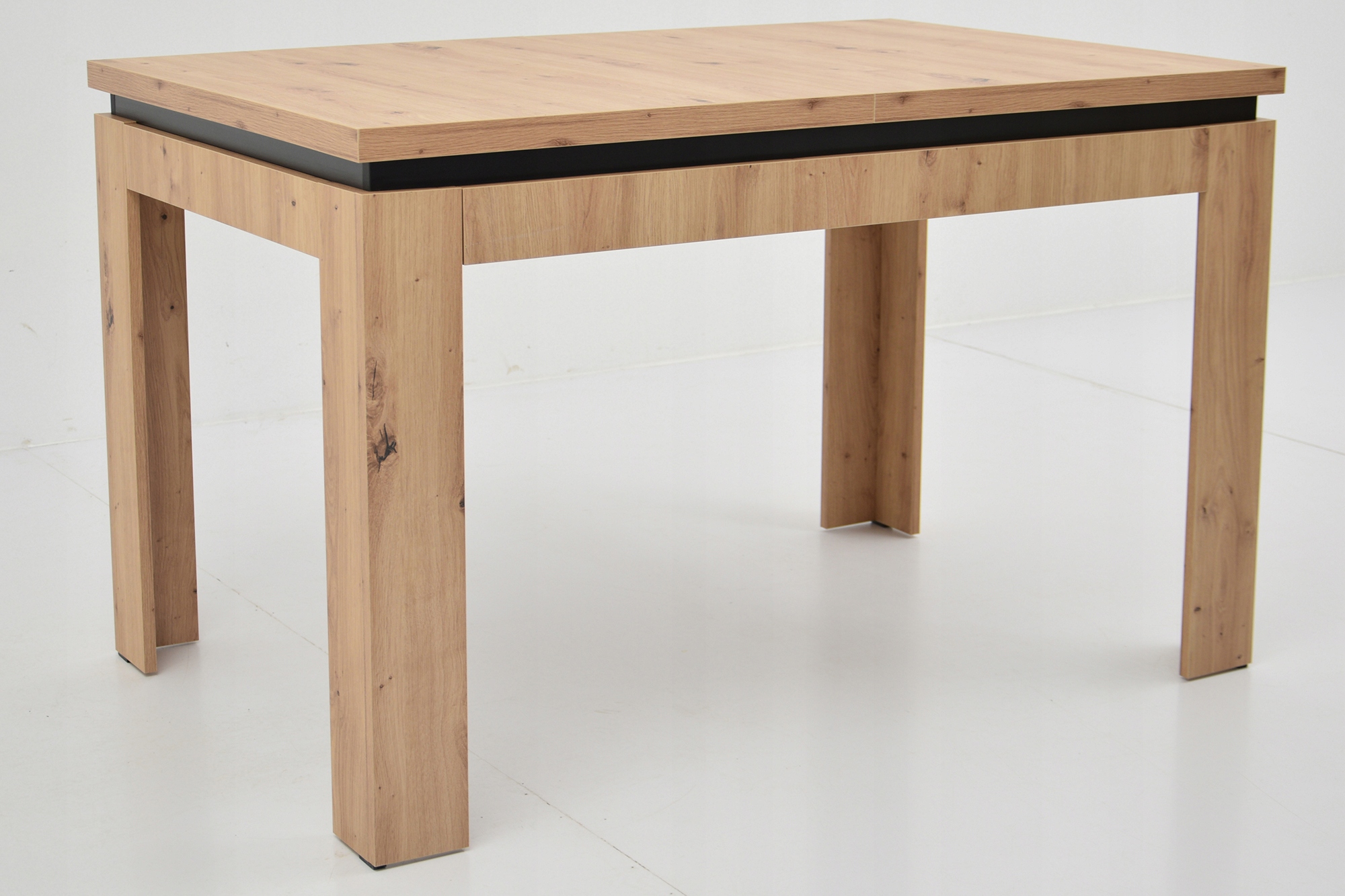 Zestaw stół rozkładany i 4 krzesła krzyżak ARTISAN Kolor obicia brak