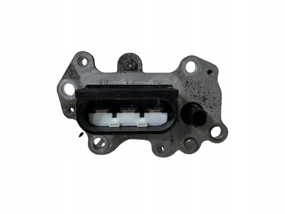 PRIUS III PRIUS PLUS + OBUDOWA WTYCZKI SKRZYNI BIEGÓW