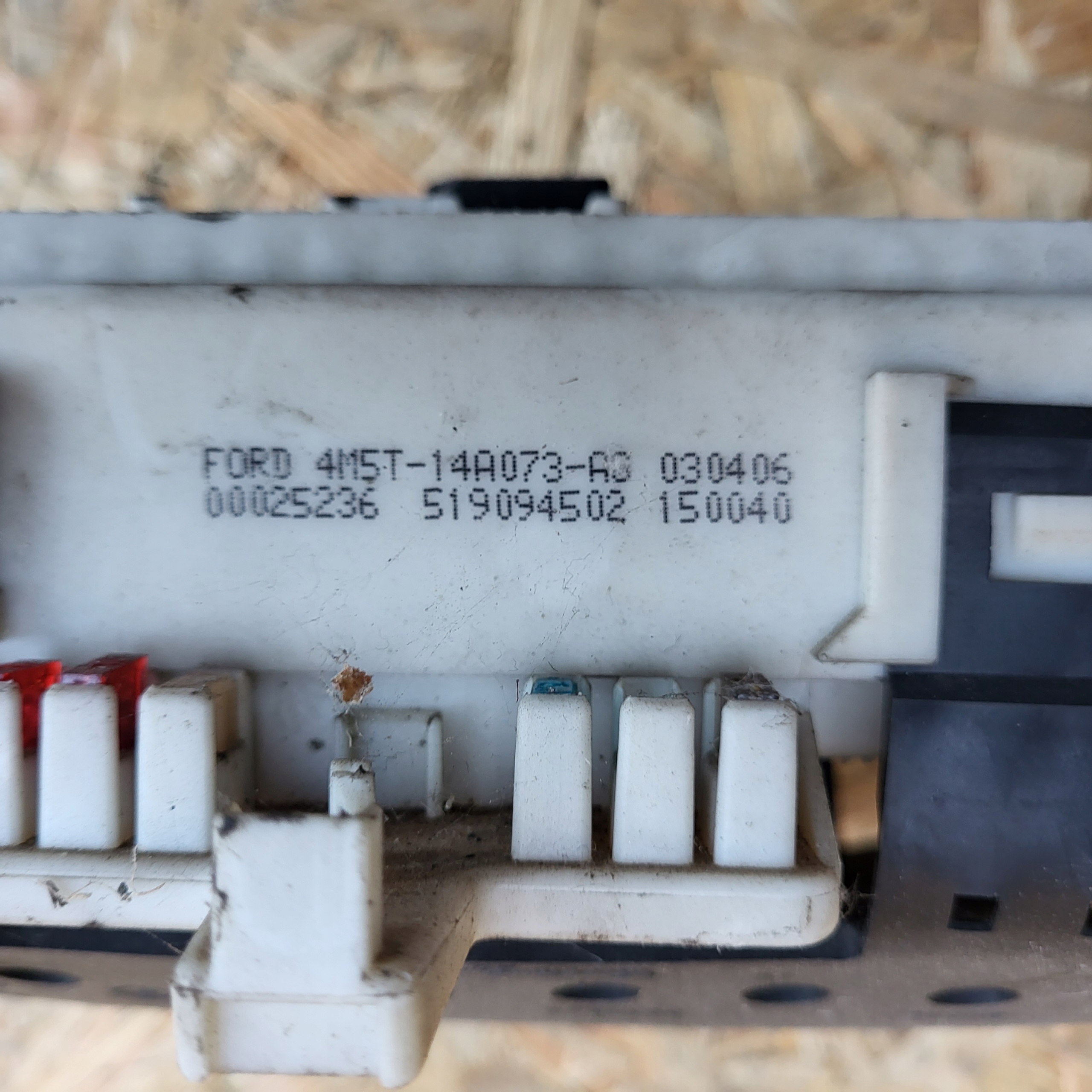 FORD FOCUS MK2 Unité commande confort BSI Module fusibles 4M5T14A073AG