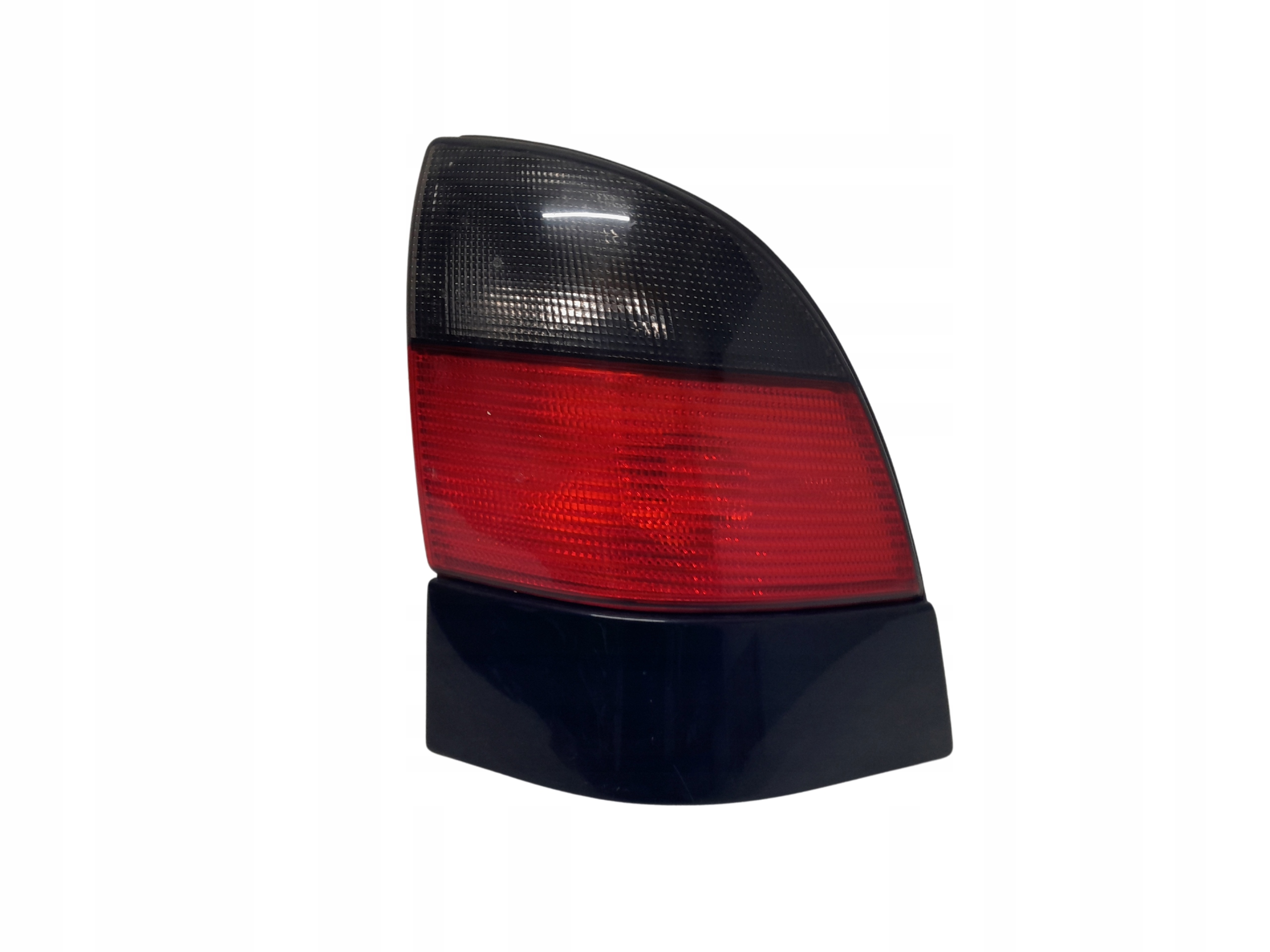 SAAB 9-5 1 I 98-07 LAMPA TYLNA PRAWA 4564464 EU
