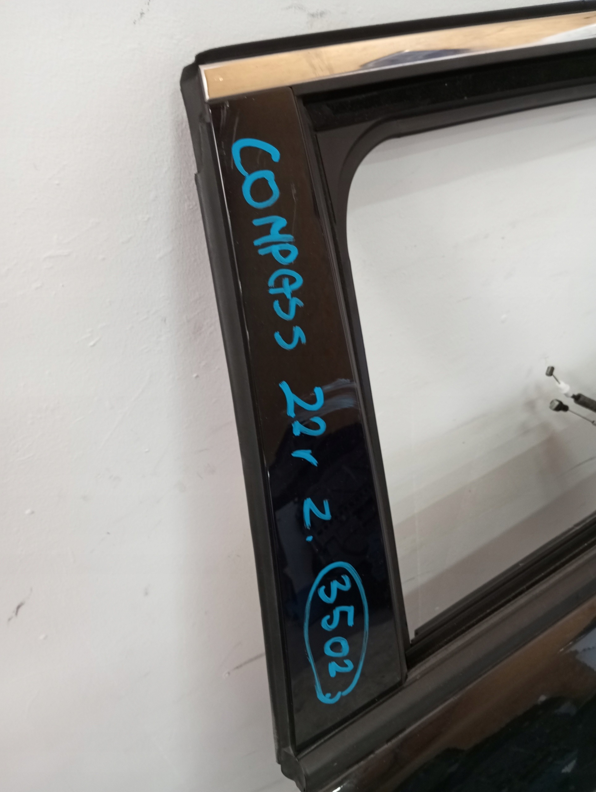 door left rear. JEEP COMPASS II 22R