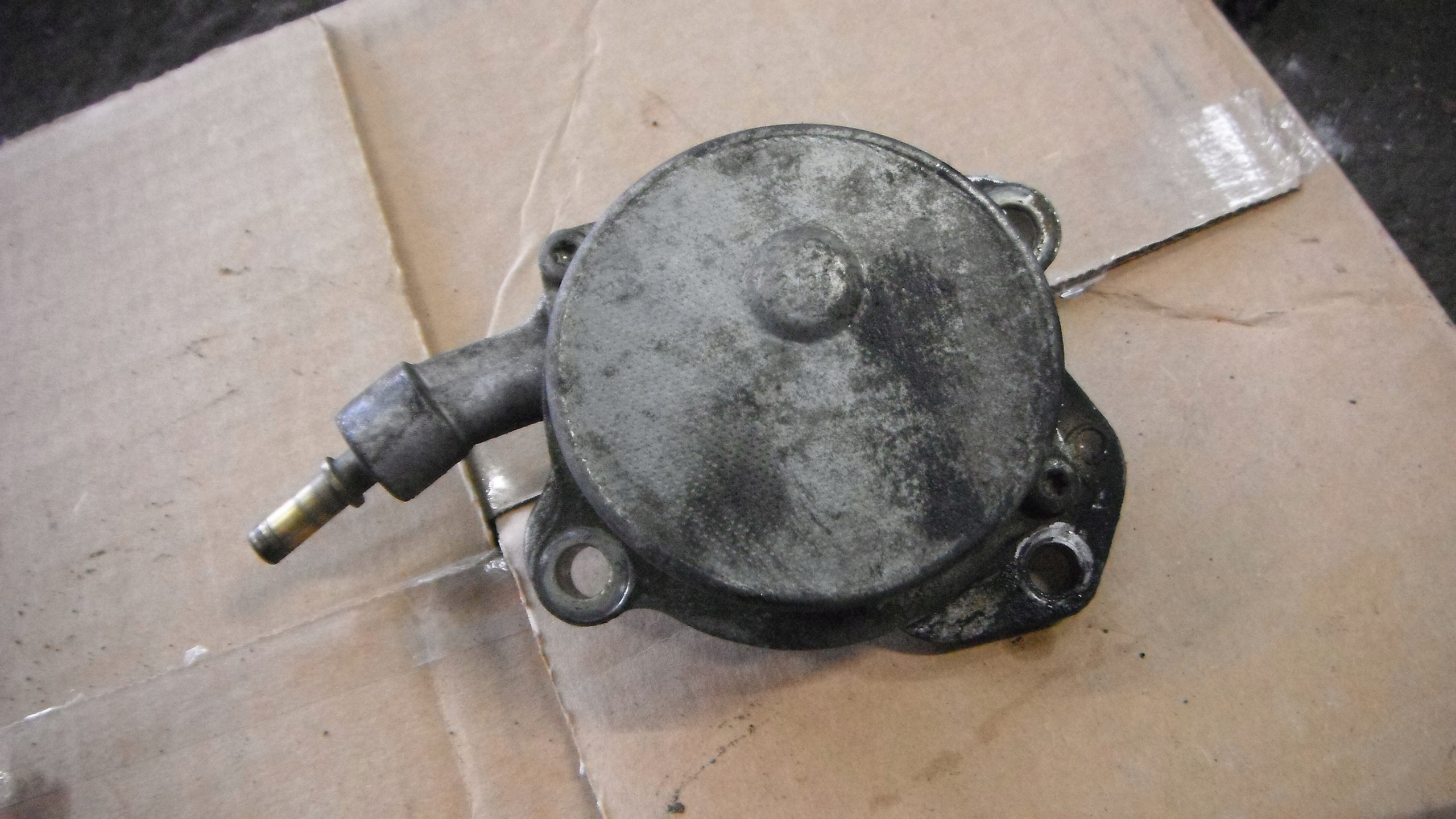 EVASION 806 2.0 HDI 98-02 VAKU POMPA VACUM