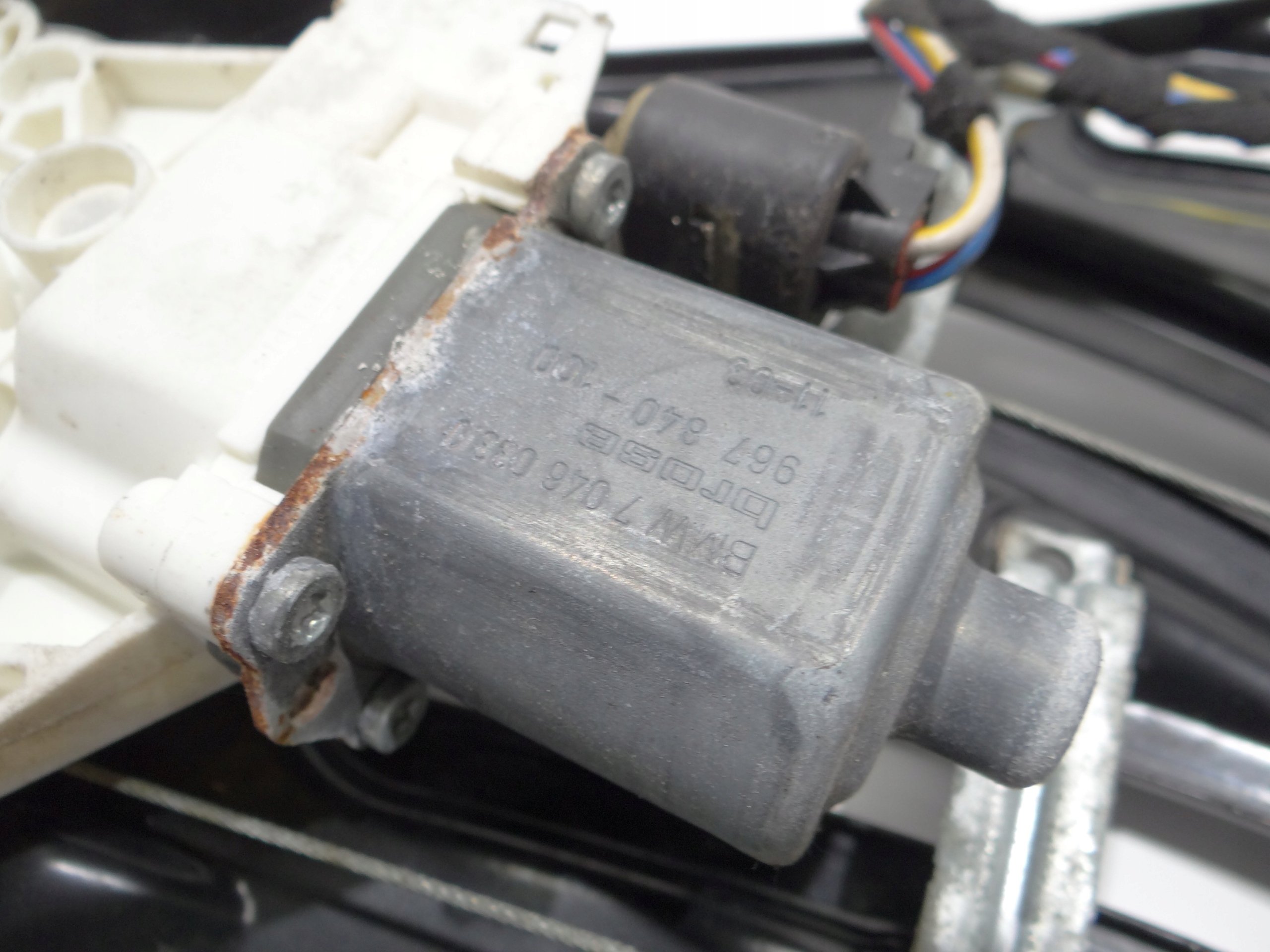 Fensterheber links heck BMW E89 7192303
