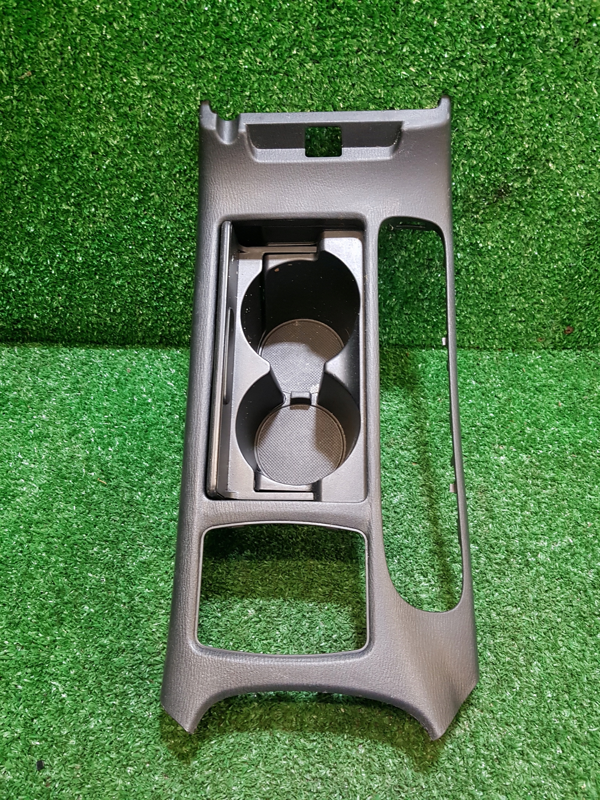 passenger compartment bracket for MAZDA 6 GJ 2013 GHP955241 GHP964431