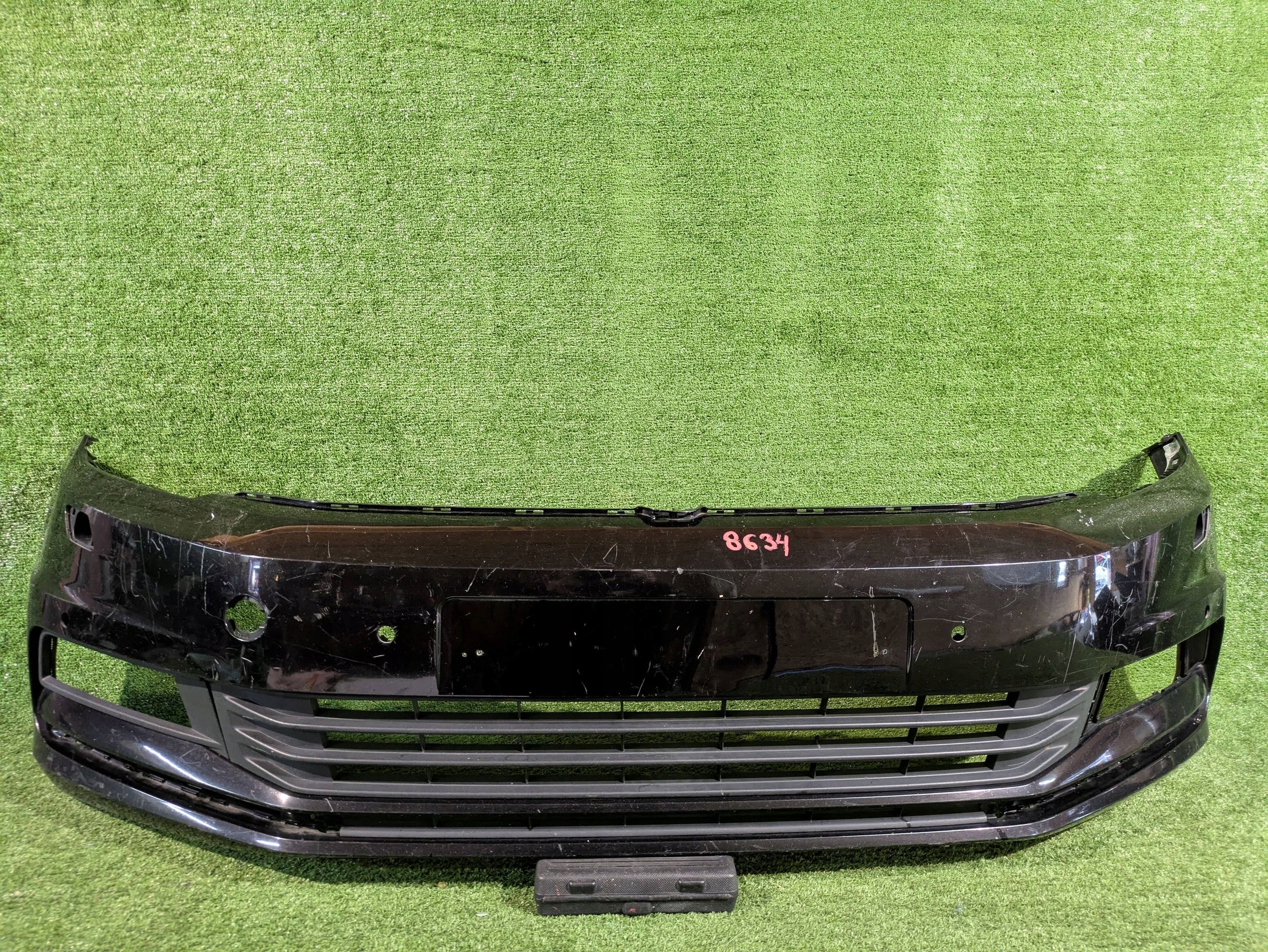 front bumper front VW TOURAN II 5TA 15- NR.Z8634