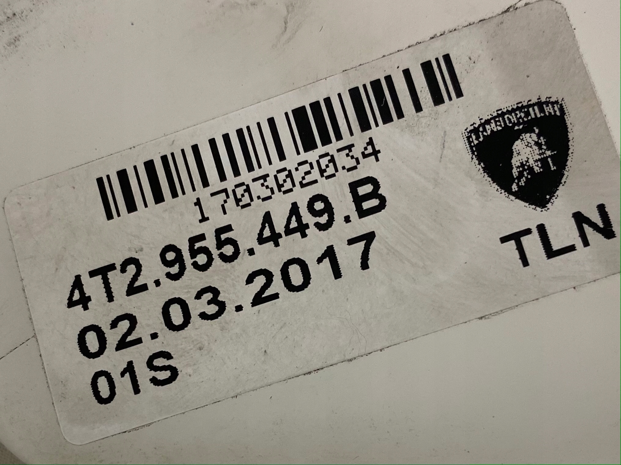 LAMBORGHINI HURACAN POJEMNIK PER MEDIO 4T2955449B RHD