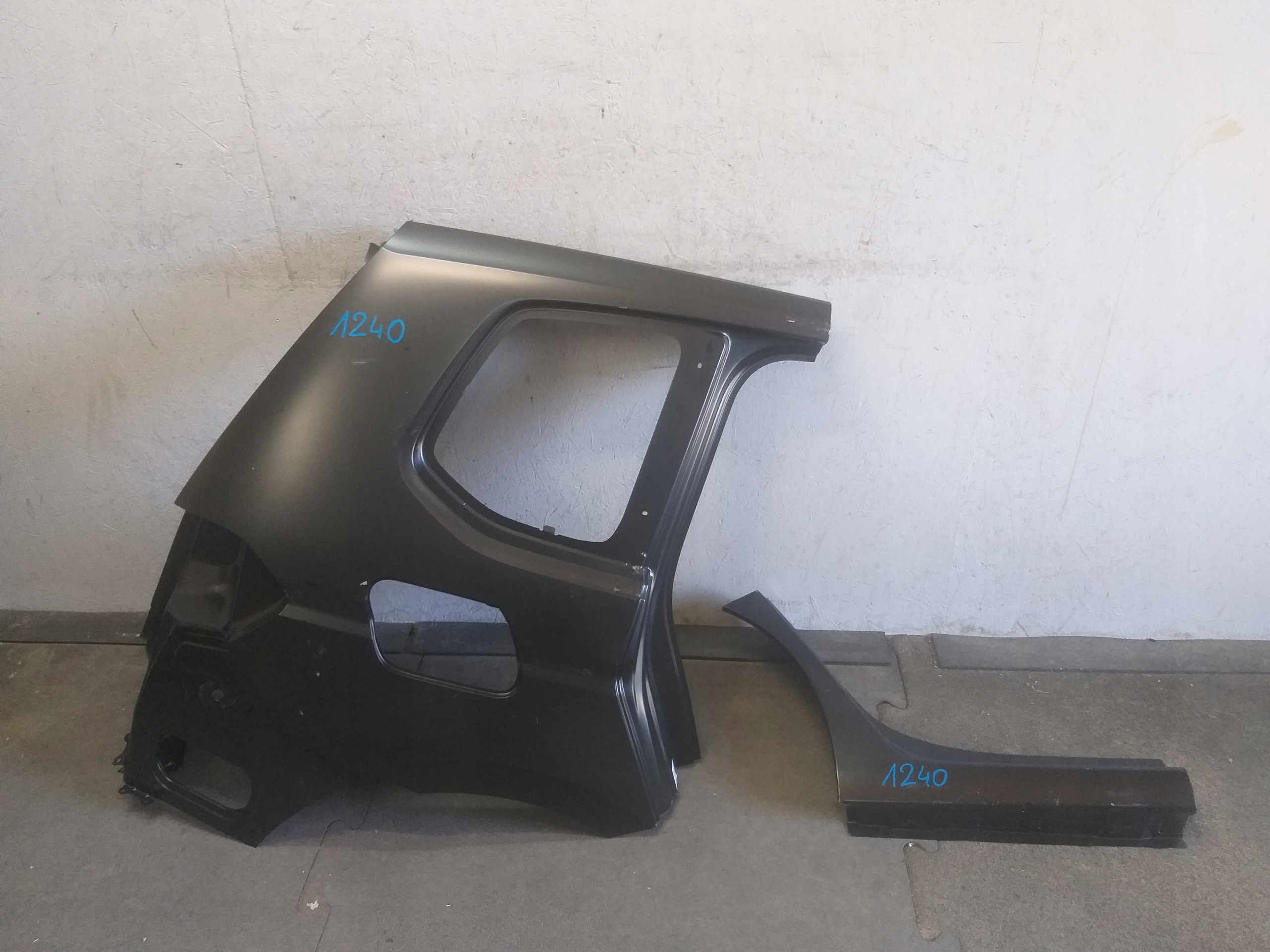 PARAFANGO POSTERIORE DESTRA VW TOURAN 15- 5TA809052