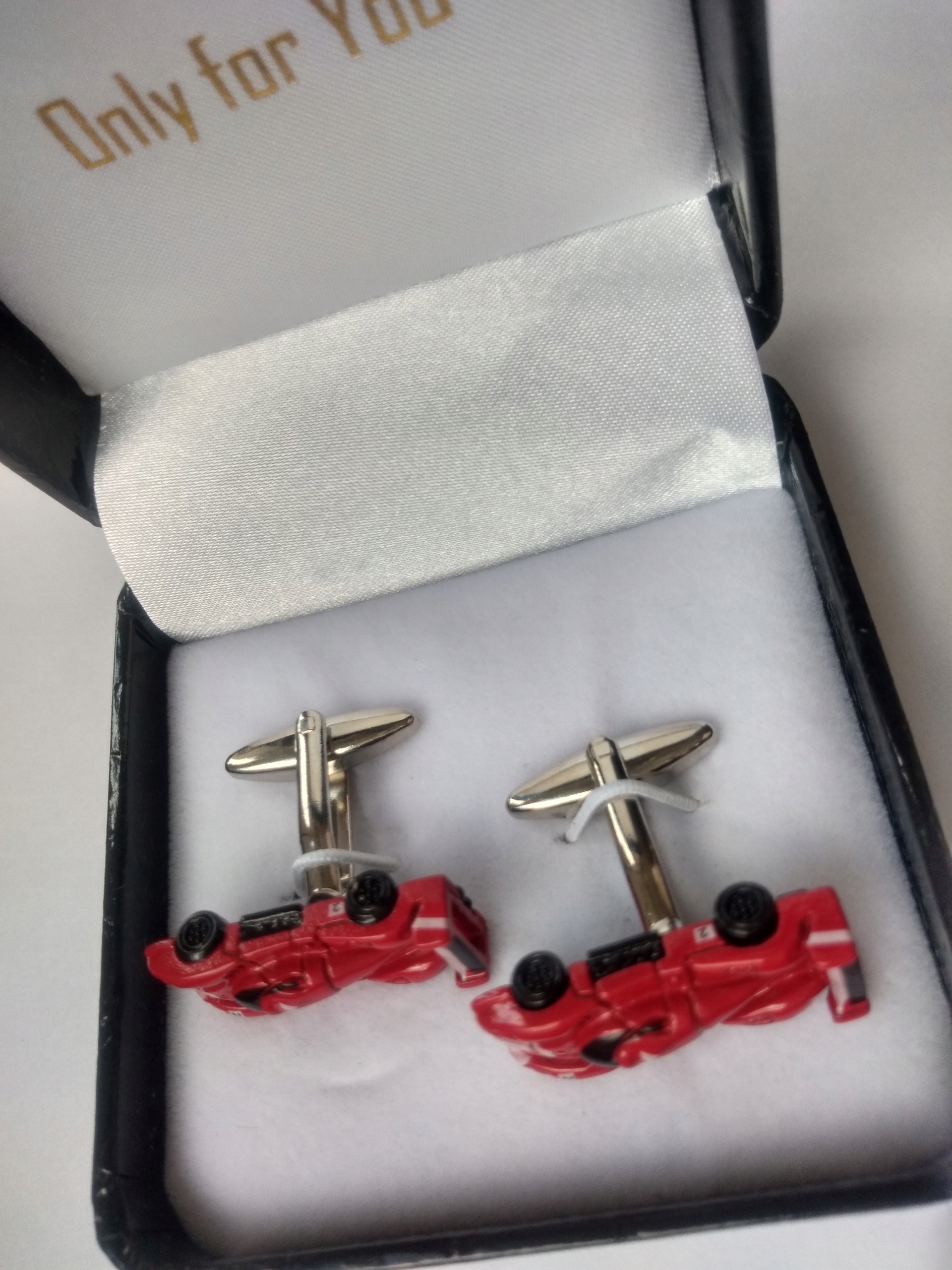 Sponky na košili F1 formule Formula One Ferrari