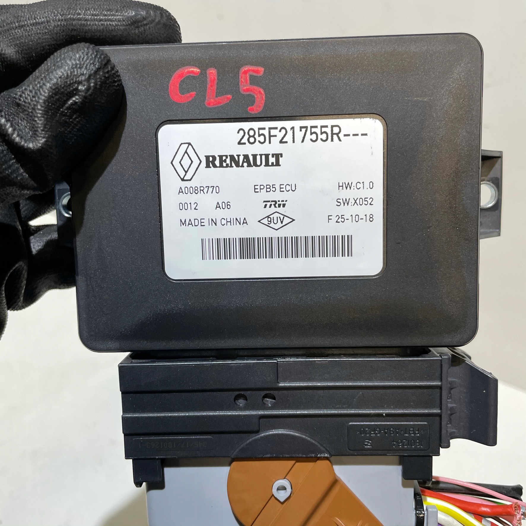 RENAULT CLIO V MODULE ELECTRIC BRAKE 285F21755R