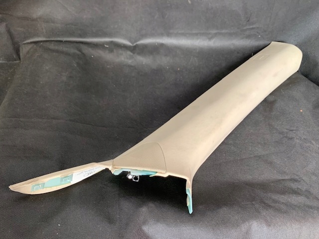 Тесла S стойка a обивка правая RH 1007441-00-E