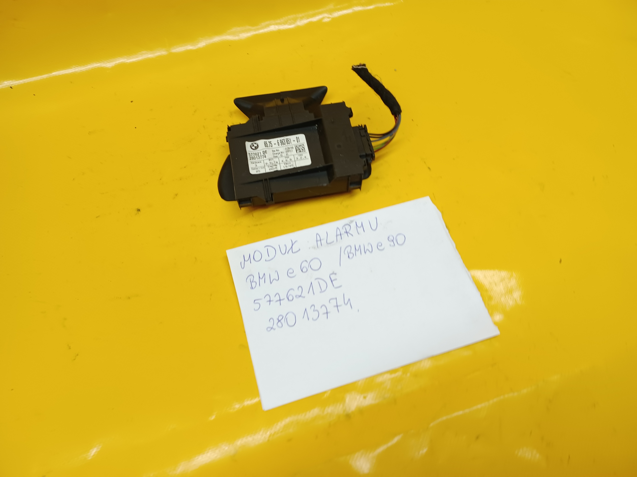 MODUŁ ALARMU BMW E60 577621DE Kod producenta 28013774