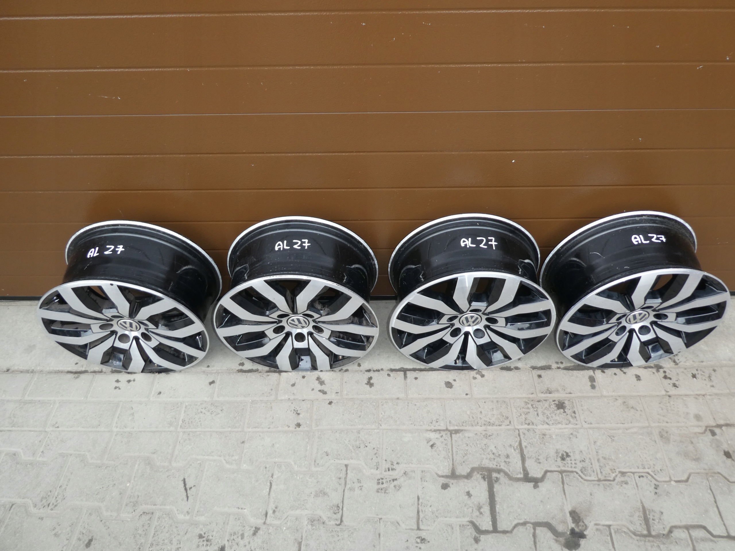 discs VW CARAVELLE T5 T6 AMAROK 17 2H0601025T