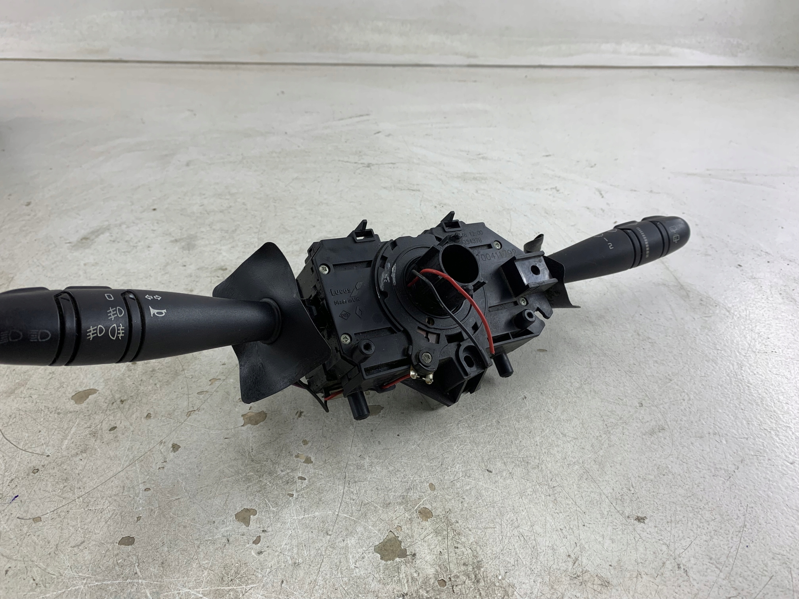 RENAULT LAGUNA e DEVIO LUCI TERGICRISTALLO TERGI 7700411792