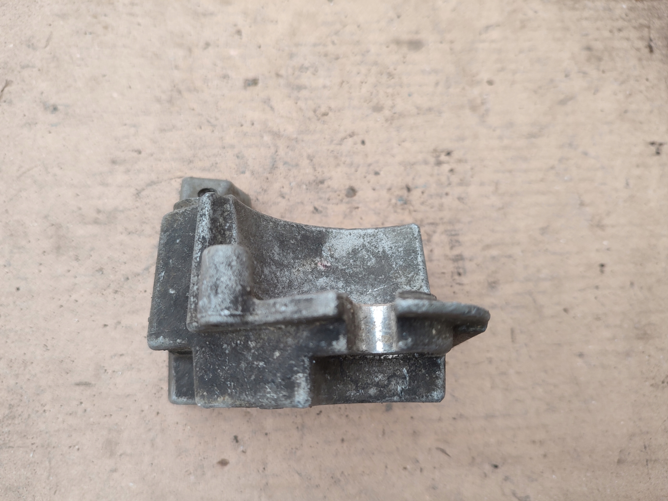 engine mount PEUGEOT 407 2.0 HDI 9645030780