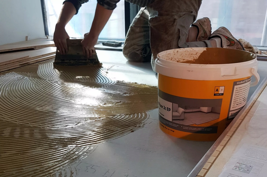 klej POLIURETANOWO - EPOKSYDOWY do parkietów -10KG EAN (GTIN) 7612895682051