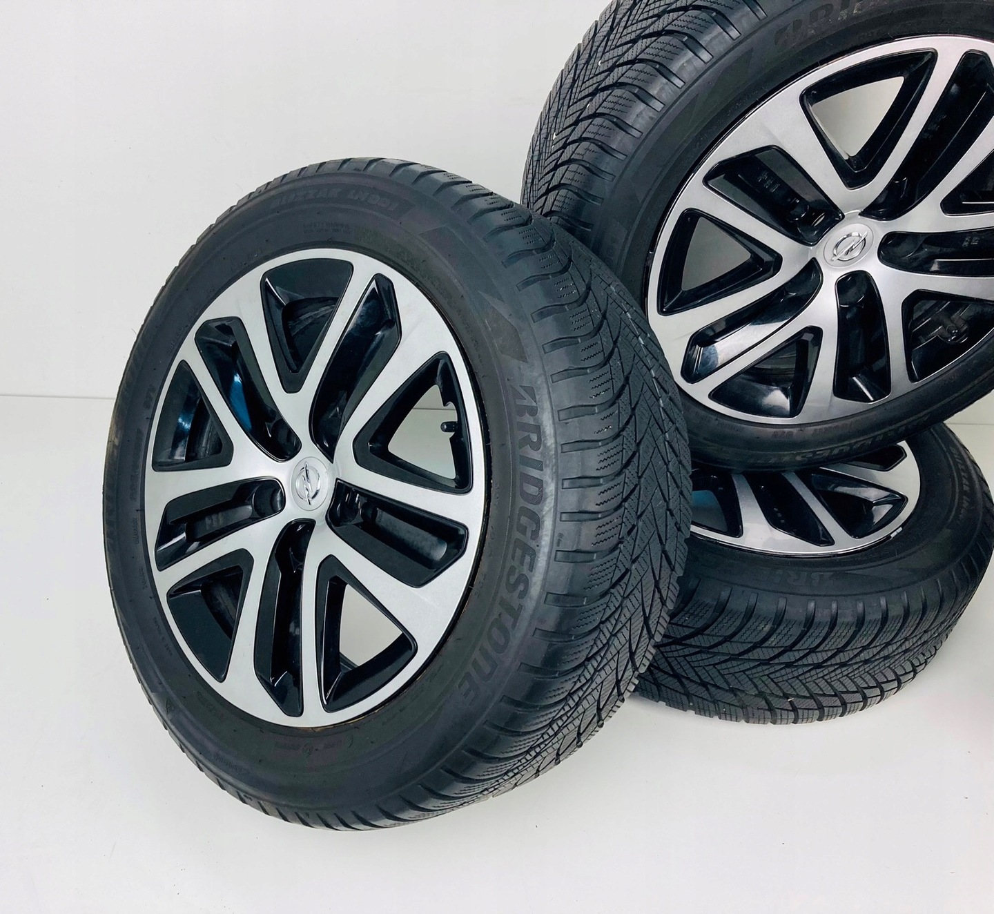 OPEL INSIGNIA B wheels tyres ZIMA 17 CALI KOMPLET