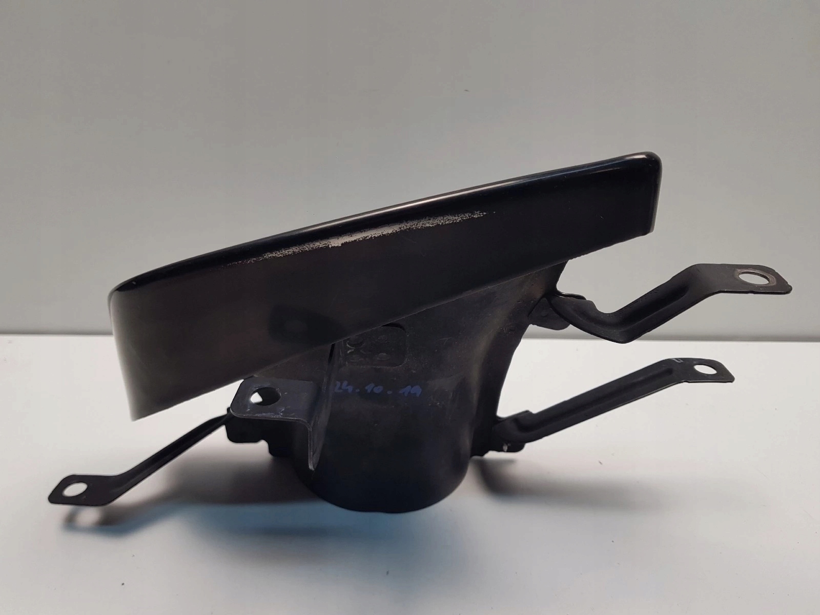 SKODA OCTAVIA III RS KOŃCÓWKA WYDECHU PRAWA 5E0253682J Typ samochodu Samochody osobowe