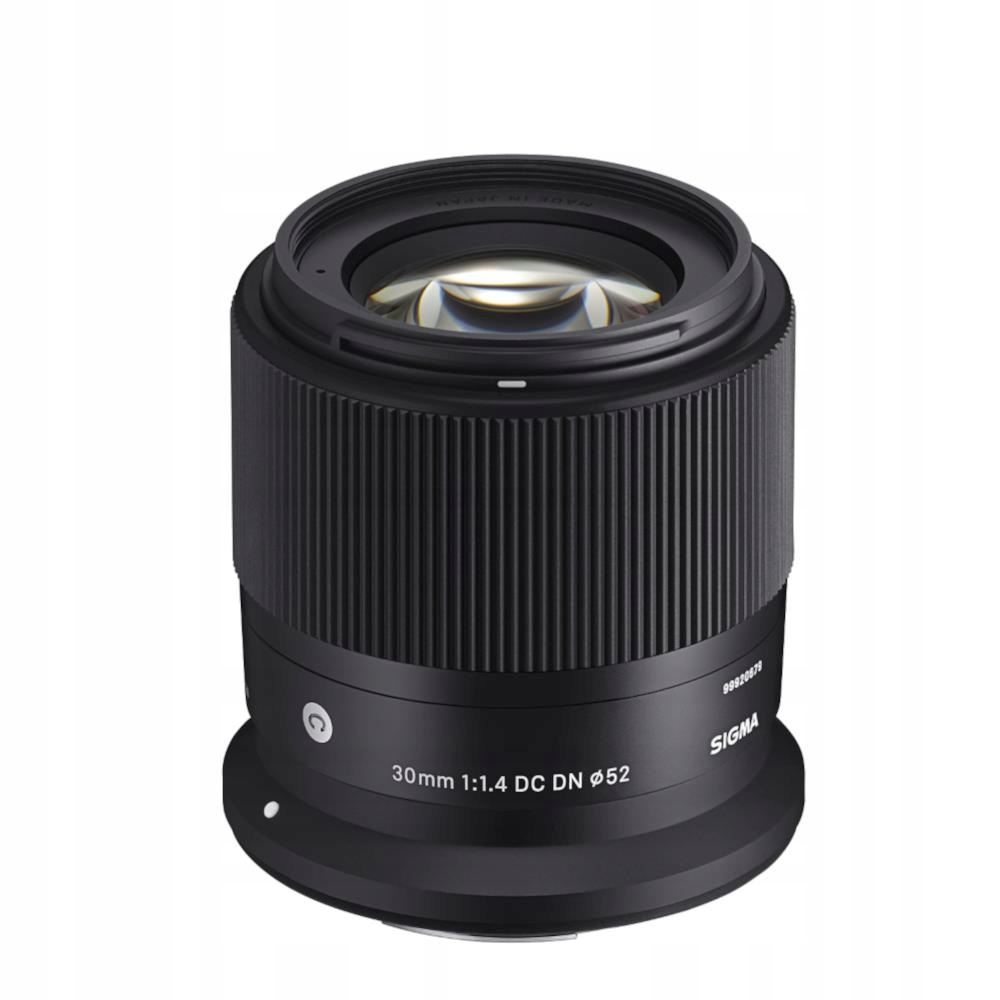 Sigma 30mm F1.4 DC Dn Contemporary Rf 3 lata