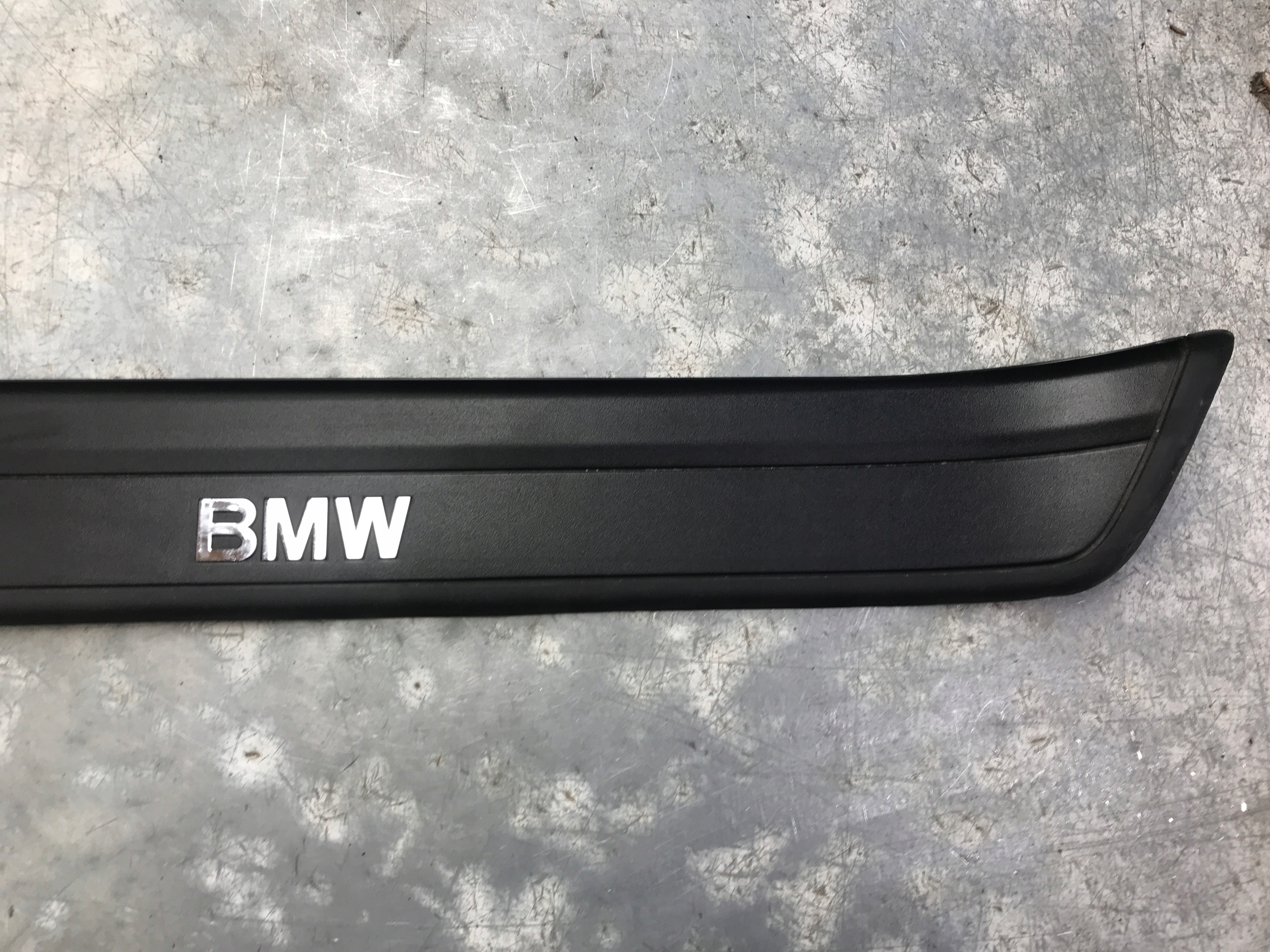 moulding cap threshold right front BMW E90