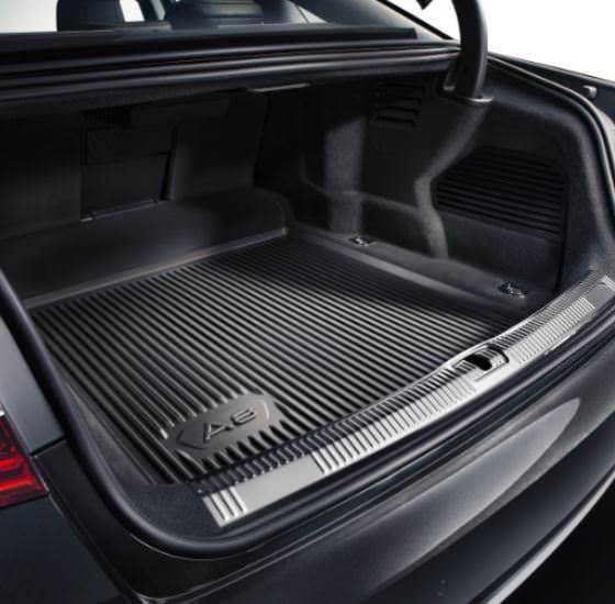 NOWA ORYGINALNA WYKŁADZINA BAGAŻNIKA AUDI A8 ASO Kolor czarny