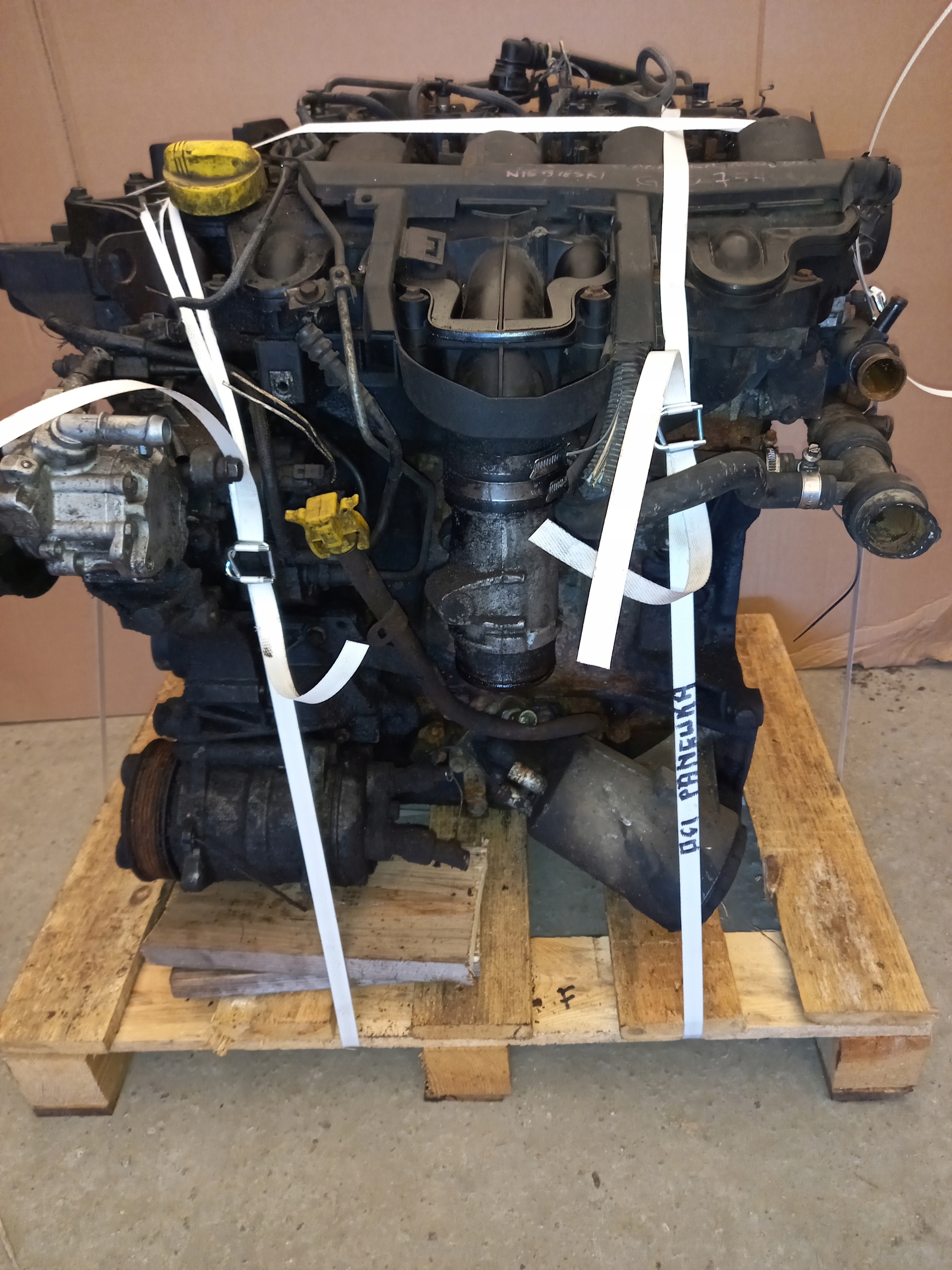 engine 2.5DCi G9U754 69US754 complete MASTER MOVANO damaged PANEWKI