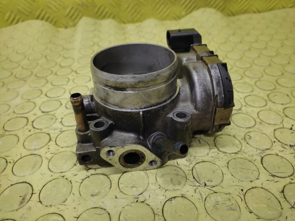 AUDI A3 8L 1.8 throttle flap 0280750026